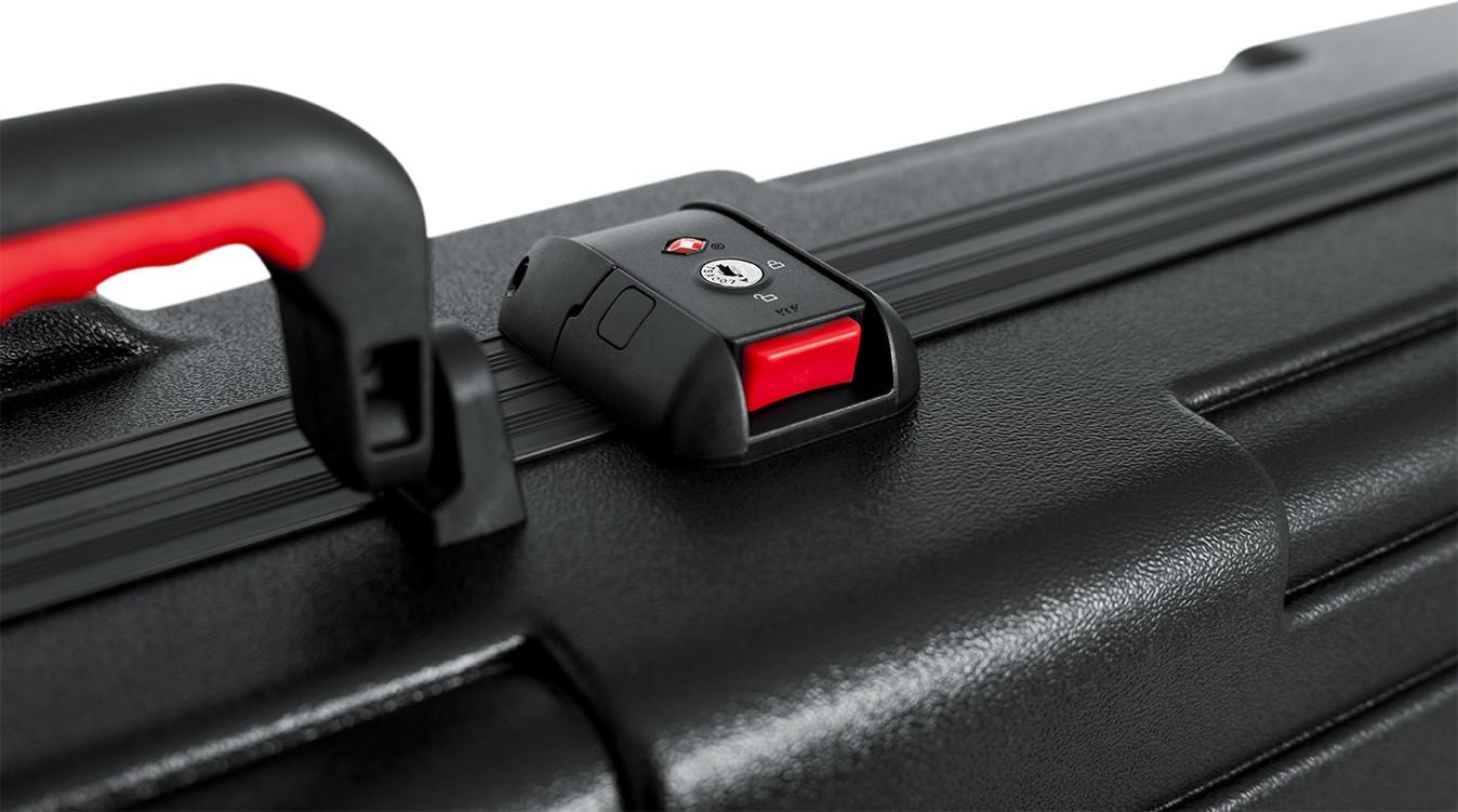 Gator ATA Molded PE Case with TSA Latches 61 Note Keyboard Case - GTSA-KEY61_4.jpg