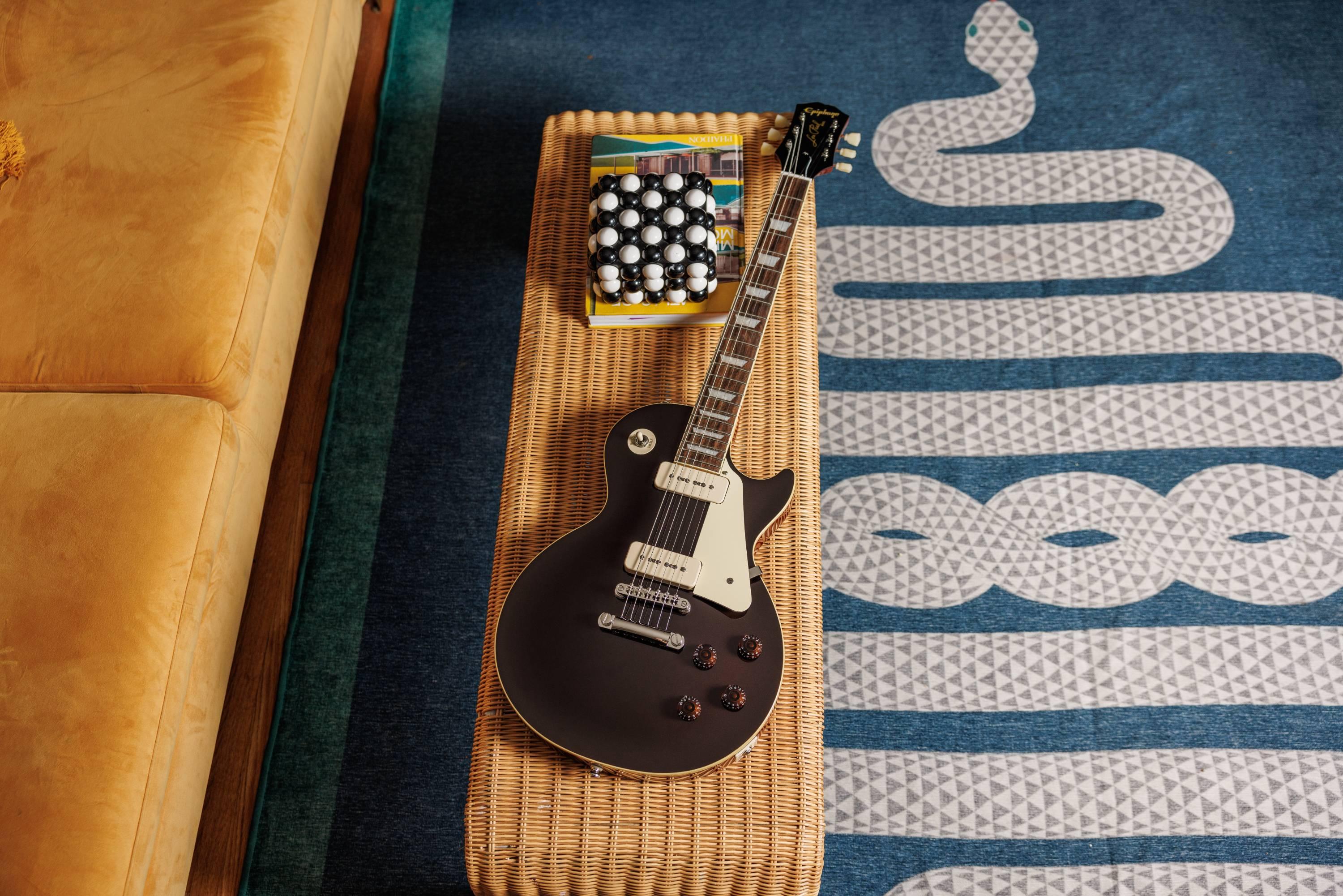 Epiphone Artist Joe Bonamassa Signature 1955 Les Paul Standard Electric Guitar in Copper Iridescent - EIJB55CPINH3 (3).jpg