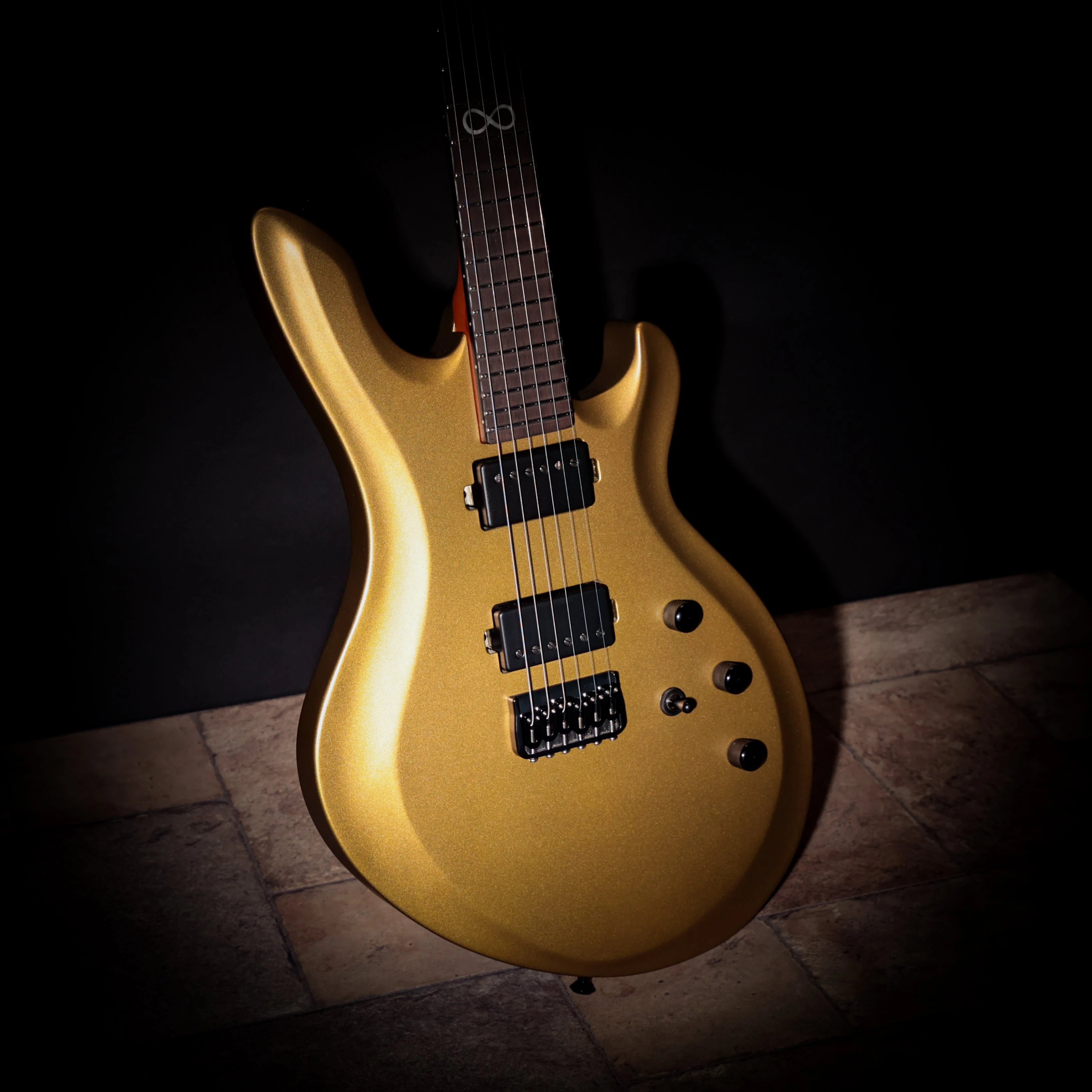 Chapman Guardian Electric Guitar In Cyber Gold - GRD-MOD-CGM (5).jpg