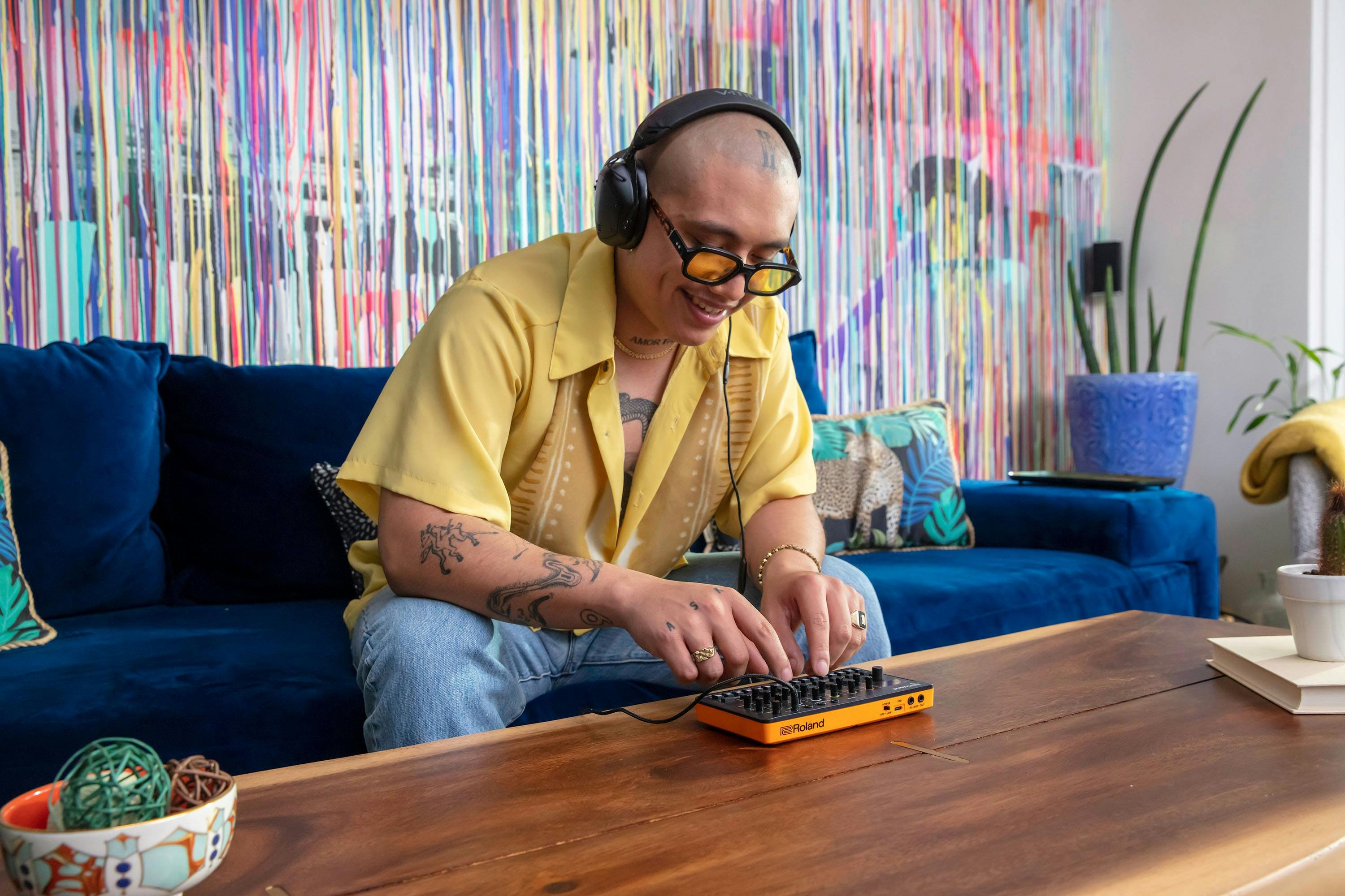 Roland T-8 AIRA Compact Beat Machine - 510097-AIRA Compact T-8 Playing 2.jpg