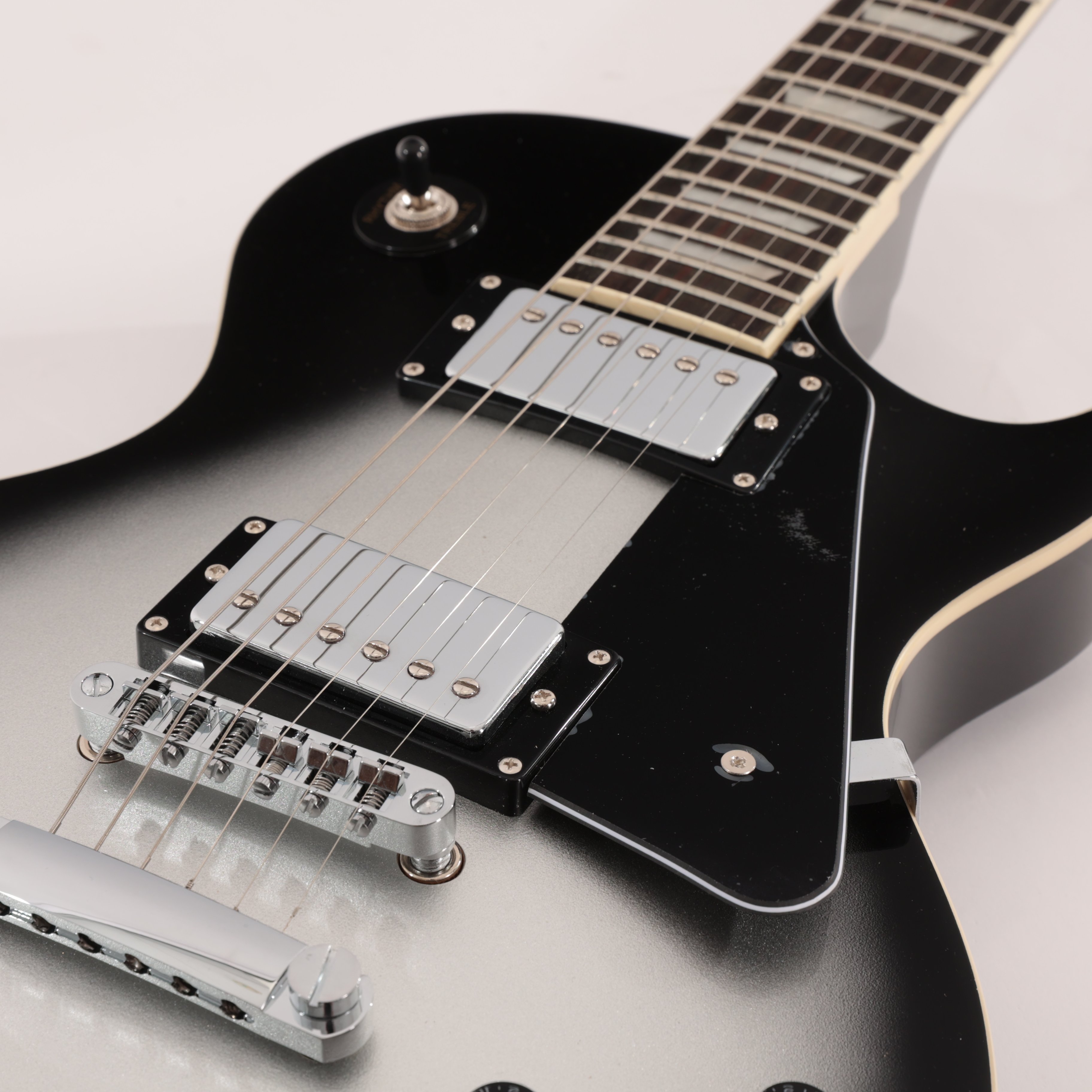 EastCoast L1 Electric Guitar in Silverburst - EC-L1-SLV (6).jpg