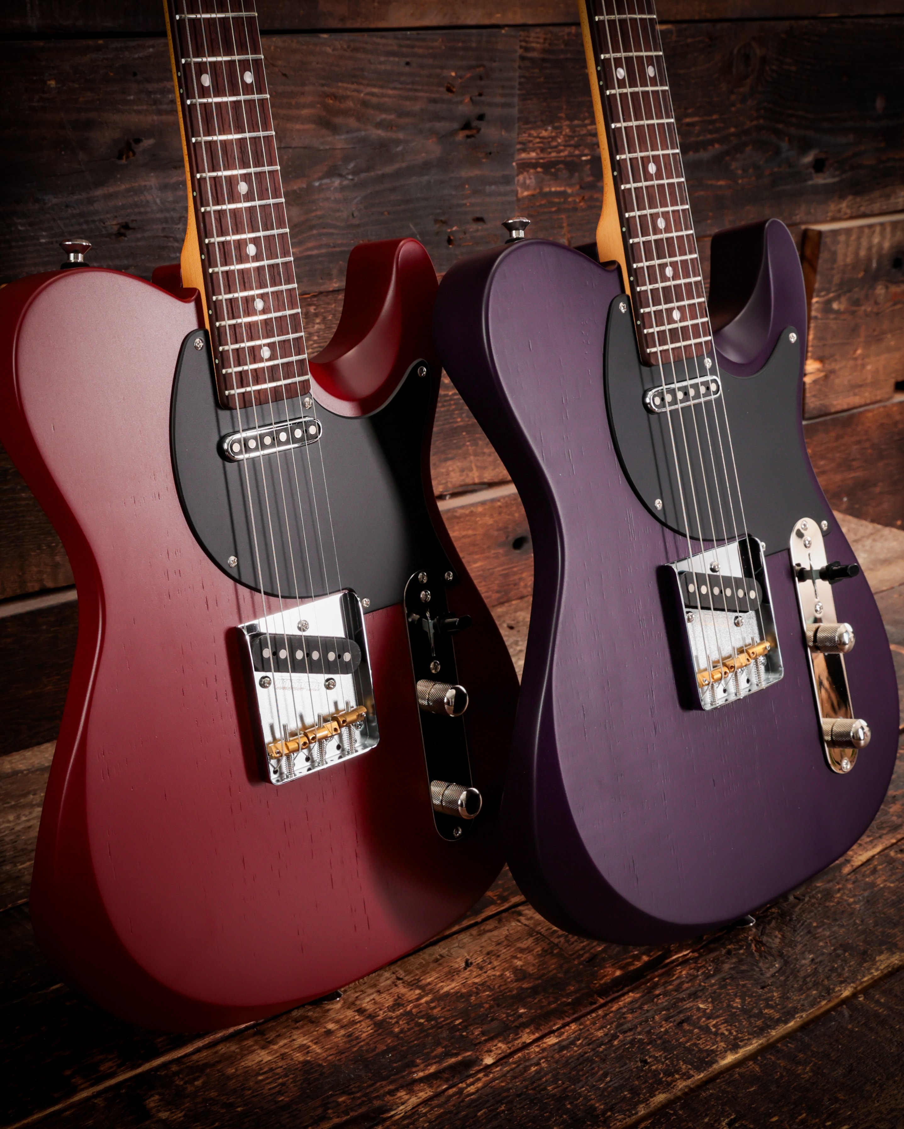 Chapman DPT Danish Pete Signature Electric Guitar in Cinnabar Red - LMK-DPT-PRD LMK-DPT-VIO (9).jpg