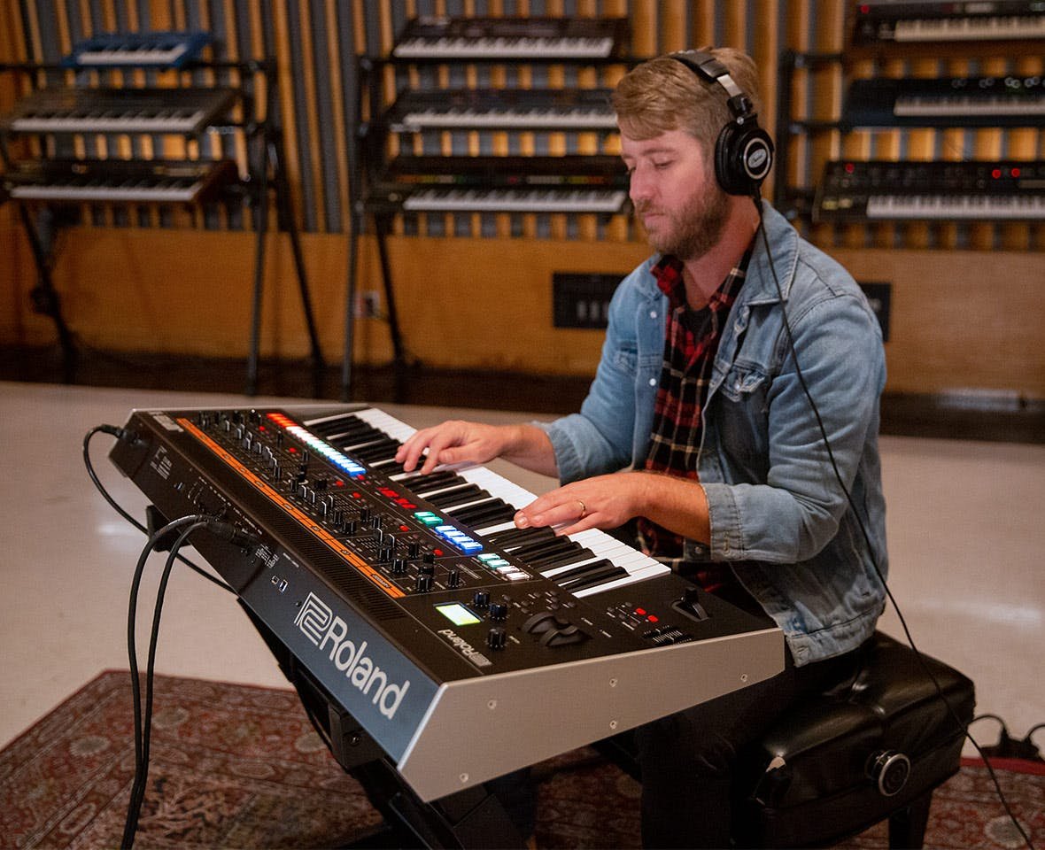 Roland Jupiter X Synth - 539852-1663663591695.jpg