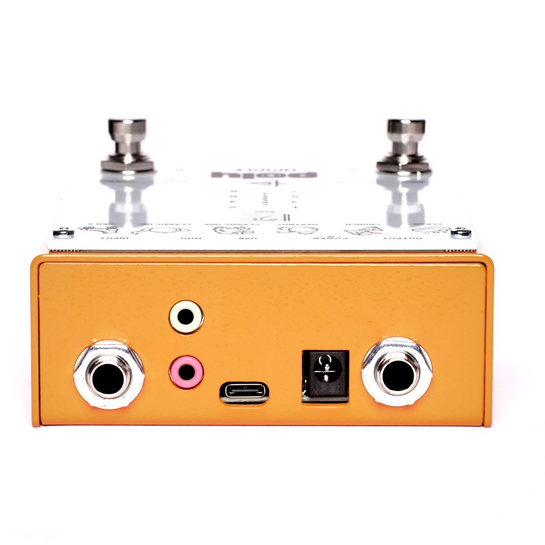Poly Effects Ample Amplifier & Cab Capture Preamp Pedal - ample_product2.jpg