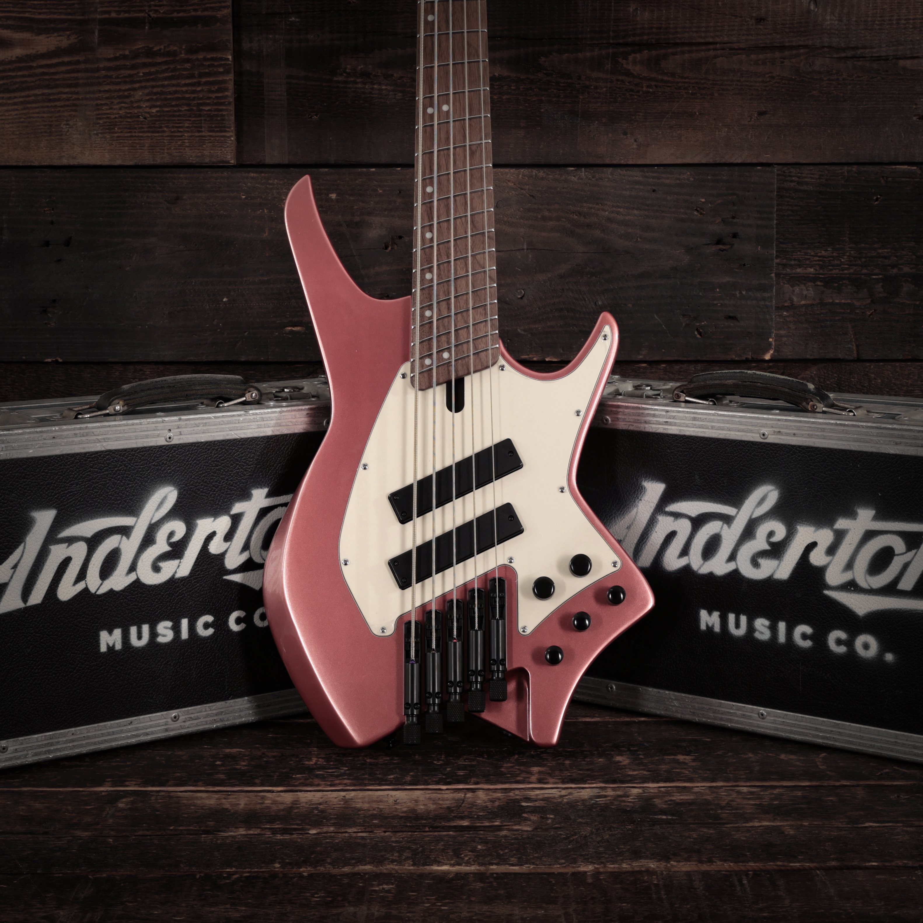HILS NEXT HNB5 5-String Bass Guitar in Gloss Metallic Rosegold with Fanned Frets - HNB5G-NS-MRG (9).jpg