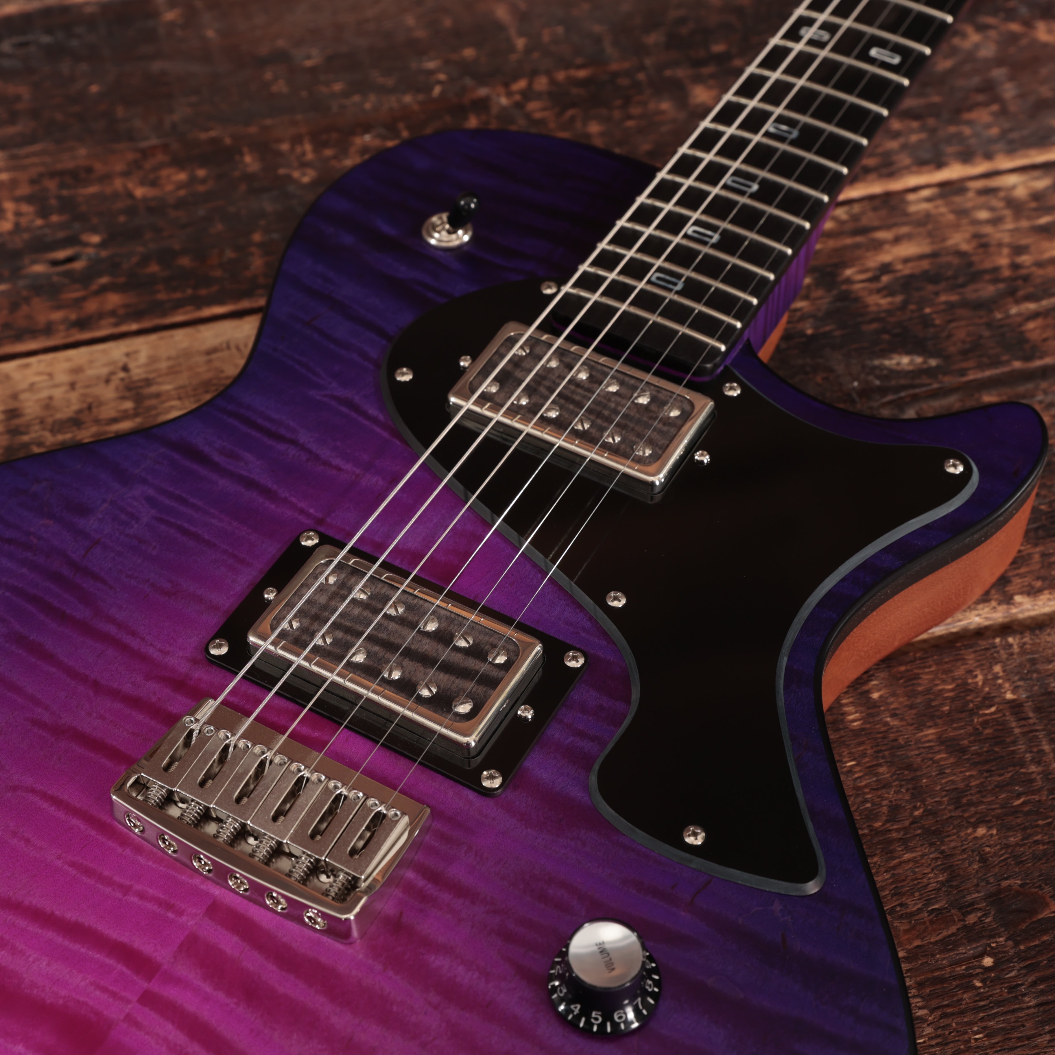PJD Carey Elite Custom Shop in Ultra Violet Fade  - CS01EUVB - CS16 (8).JPG