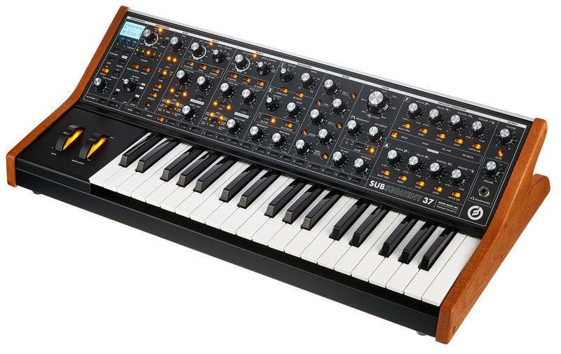 Moog Subsequent 37 Paraphonic Analog Desktop Synth - 250349-1509361771336.jpg