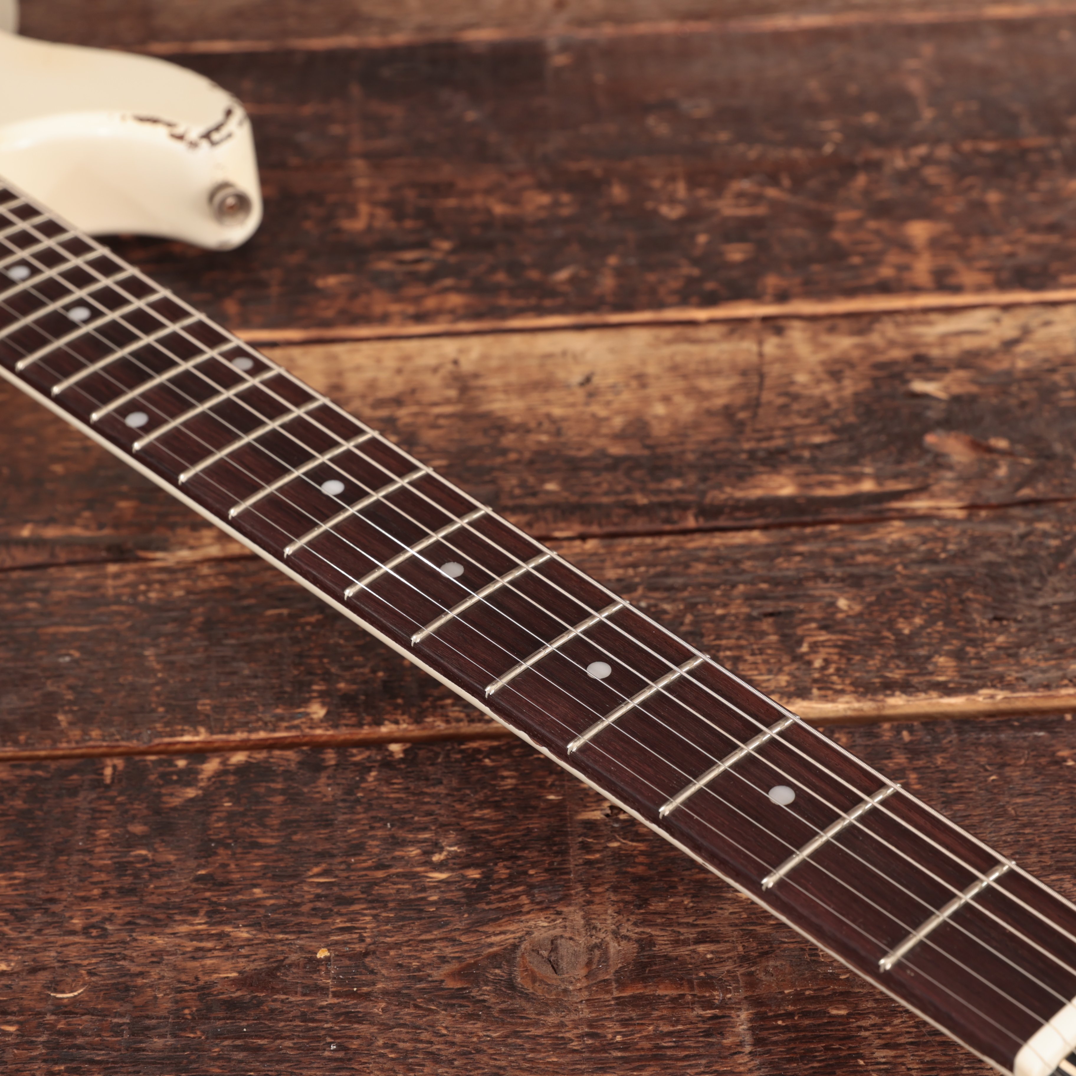 Rock N Roll Relics Thunders Standard Medium Aged in Olympic White  - 241774 (14).JPG