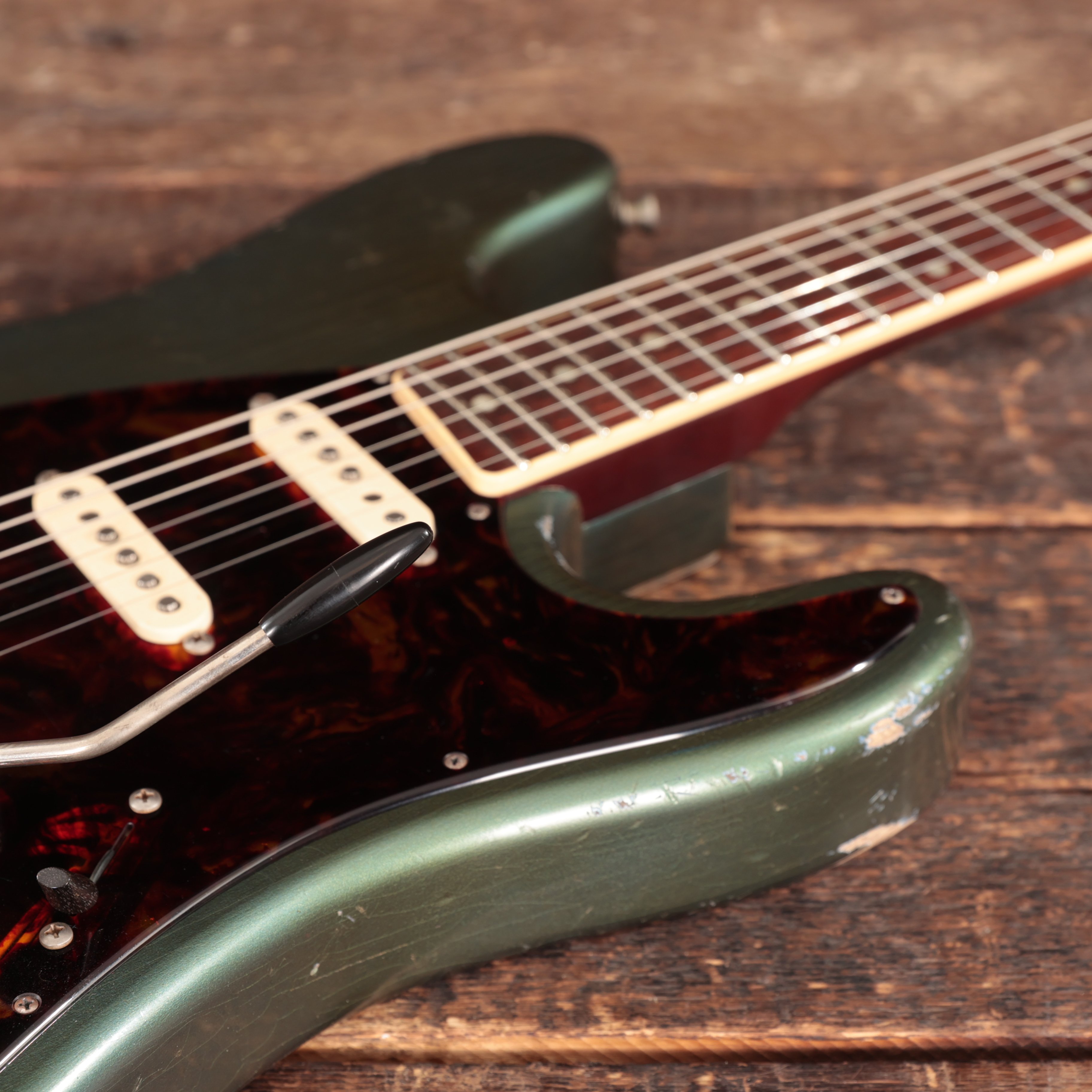 Castedosa ABI SSS Electric Guitar With Abigal Ybarra Pickups In Aged Lake Placid Blue  - CASTABIALPB - 317 (13).jpg