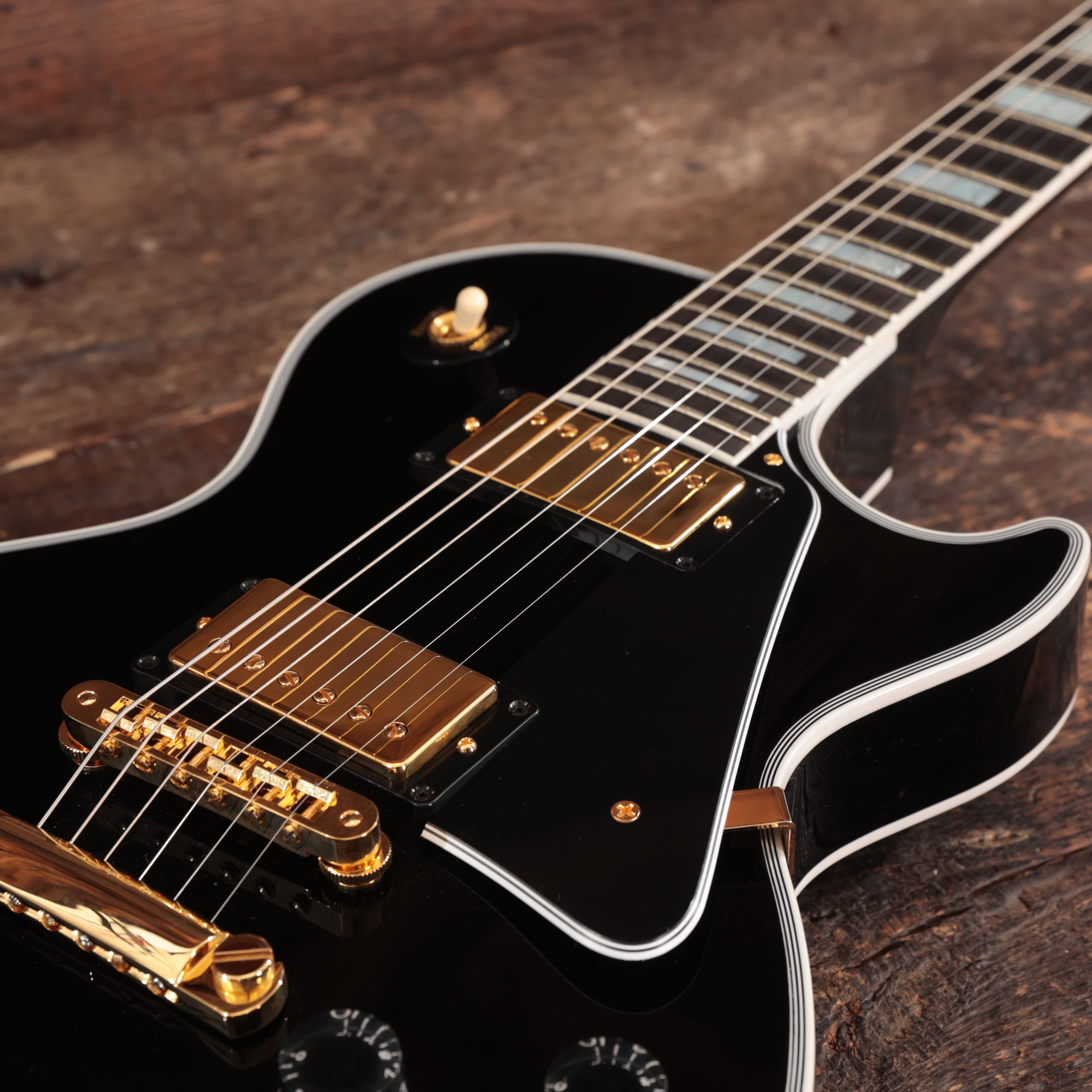 Gibson Custom Shop Les Paul Custom in Gloss Black - CS403492 (8).JPG
