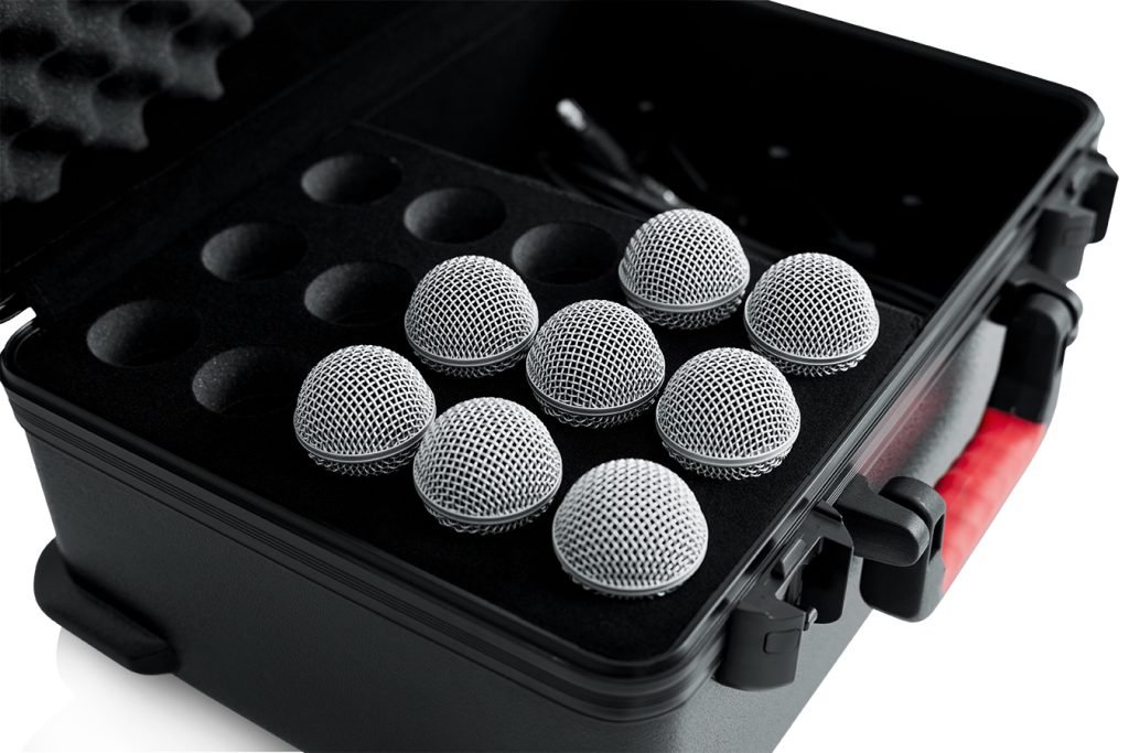 Gator Cases ATA Molded Case with Drops for 15 Mics with TSA Latches - GM15TSA 2.jpg