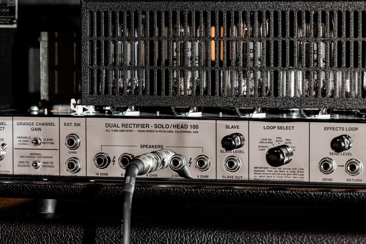 Mesa Boogie 100W 90s Dual Rectifier 2-Channel Amplifier Head in Black Bronco Chrome - 90s Dual Rectifier-16-1200x800-5b2df79.jpg