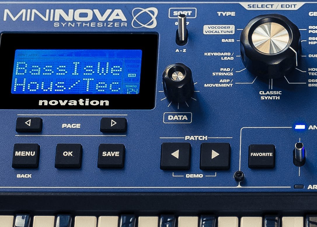 Novation MiniNova Synth - 535322-1662039286106.jpg