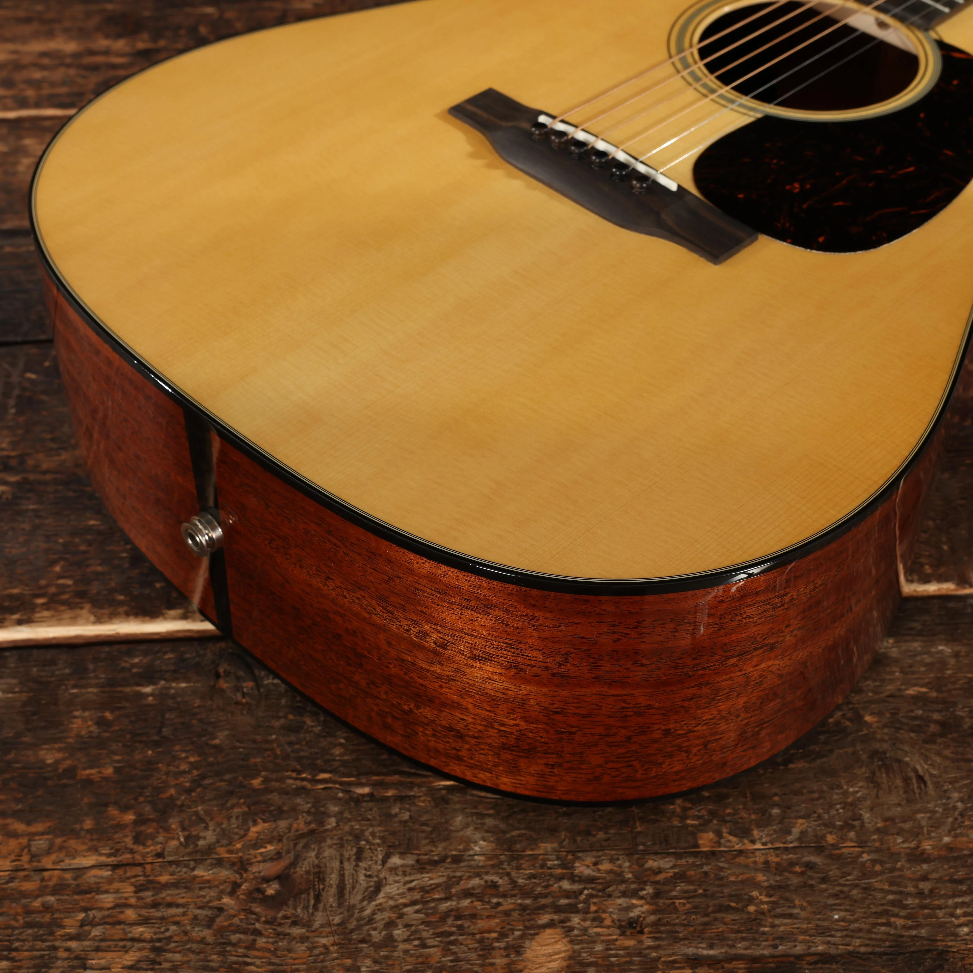 Martin Standard Series D-18e Electro Acoustic Guitar - 2985041 (8).jpg