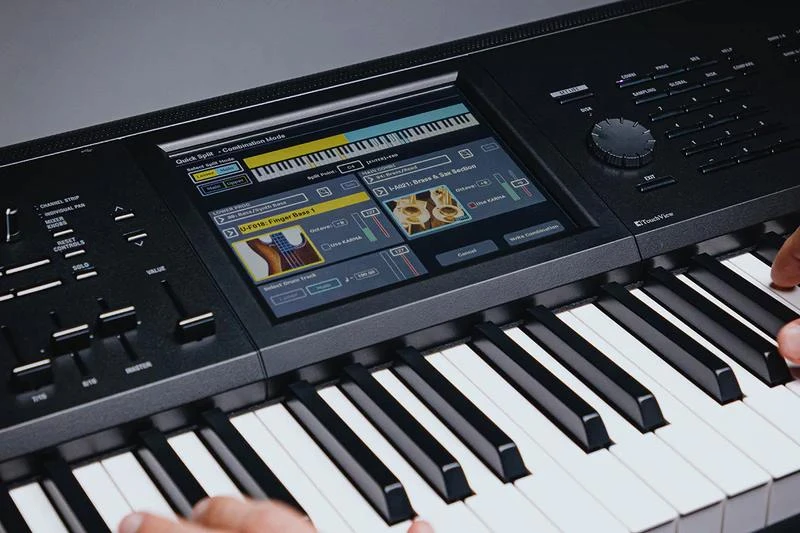 Korg Kronos 88 digital music workstation - KRONOS3-73 (6).jpg