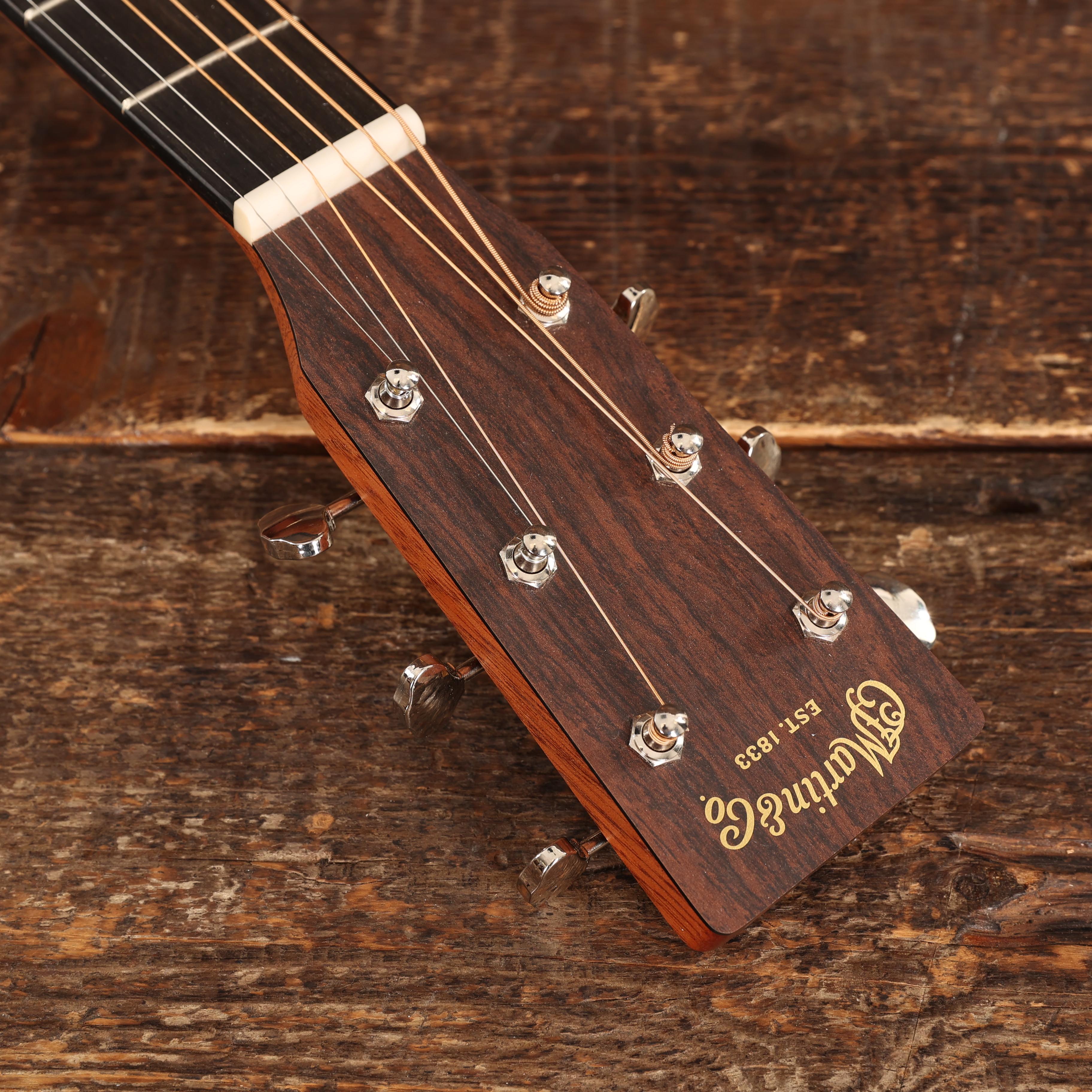 Martin Limited Edition Vintage Inspired Road Series OM-10E Electro Acoustic Guitar - SPOM10E (12).jpg
