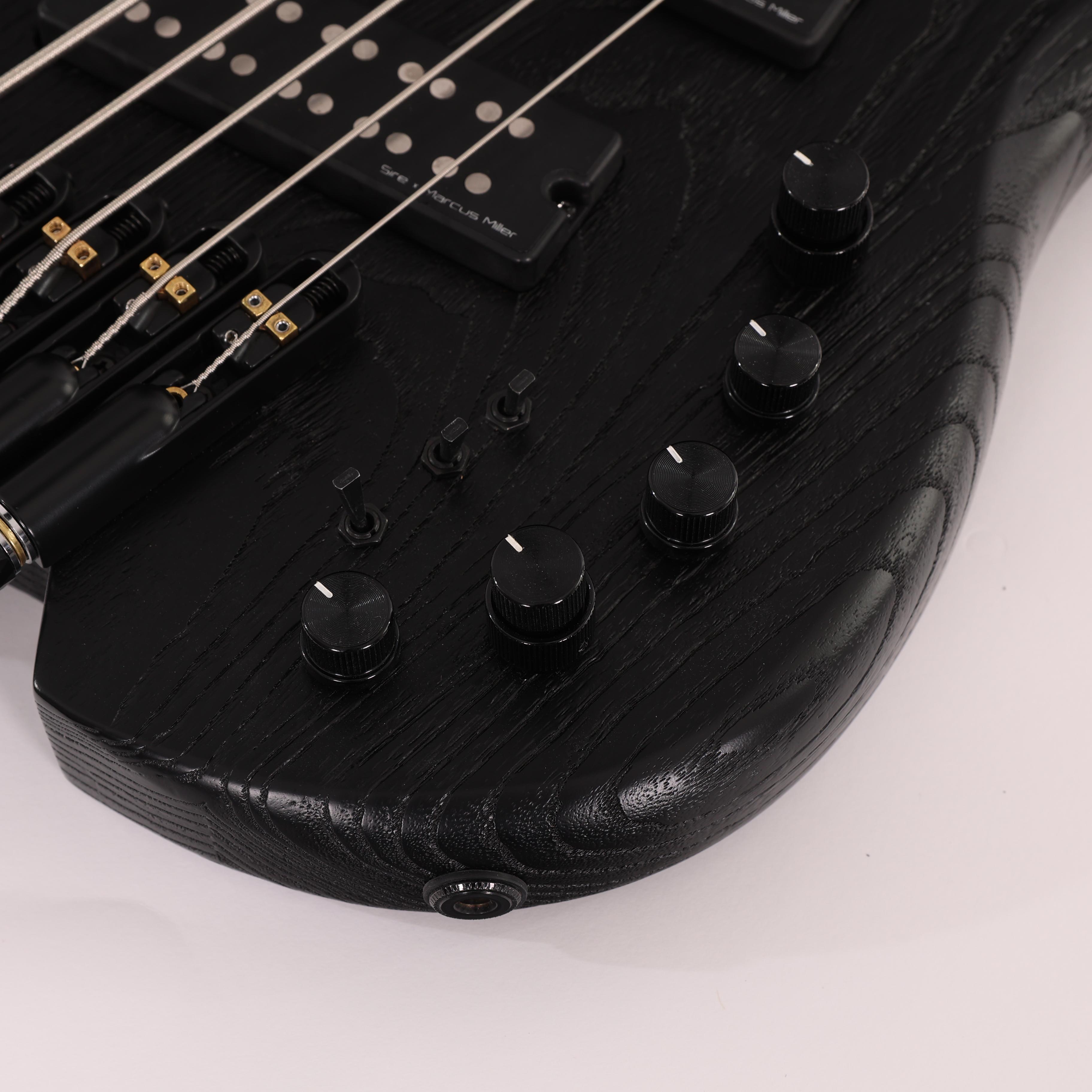 Sire Marcus Miller M6 Headless 5-String Bass Guitar in Black Satin - M6.5 BKS (6).jpg