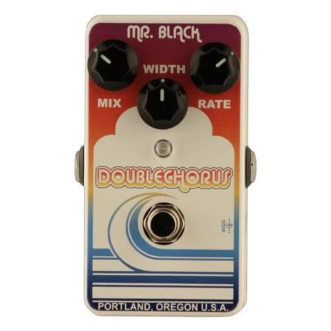 Mr Black DoubleChorus Diamond Sunset Chorus Pedal in White - MB-DCXX-A2_1-removebg-preview.jpg