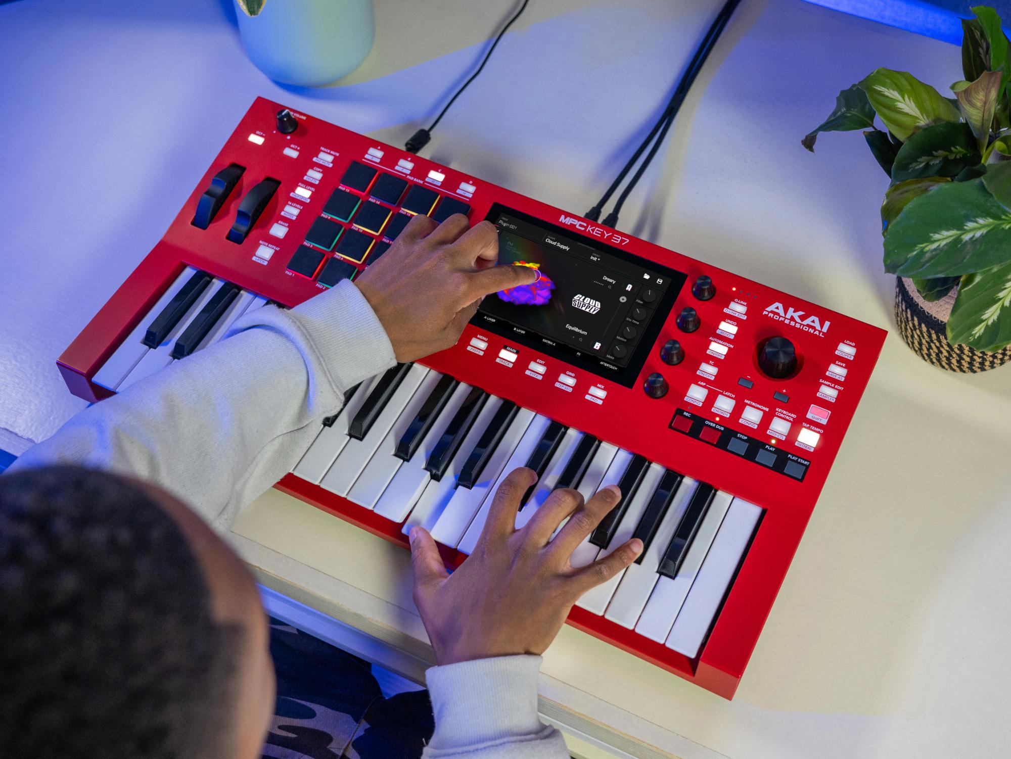 Native Instruments Cloud Supply MPC Edition - 35793 (5).jpg