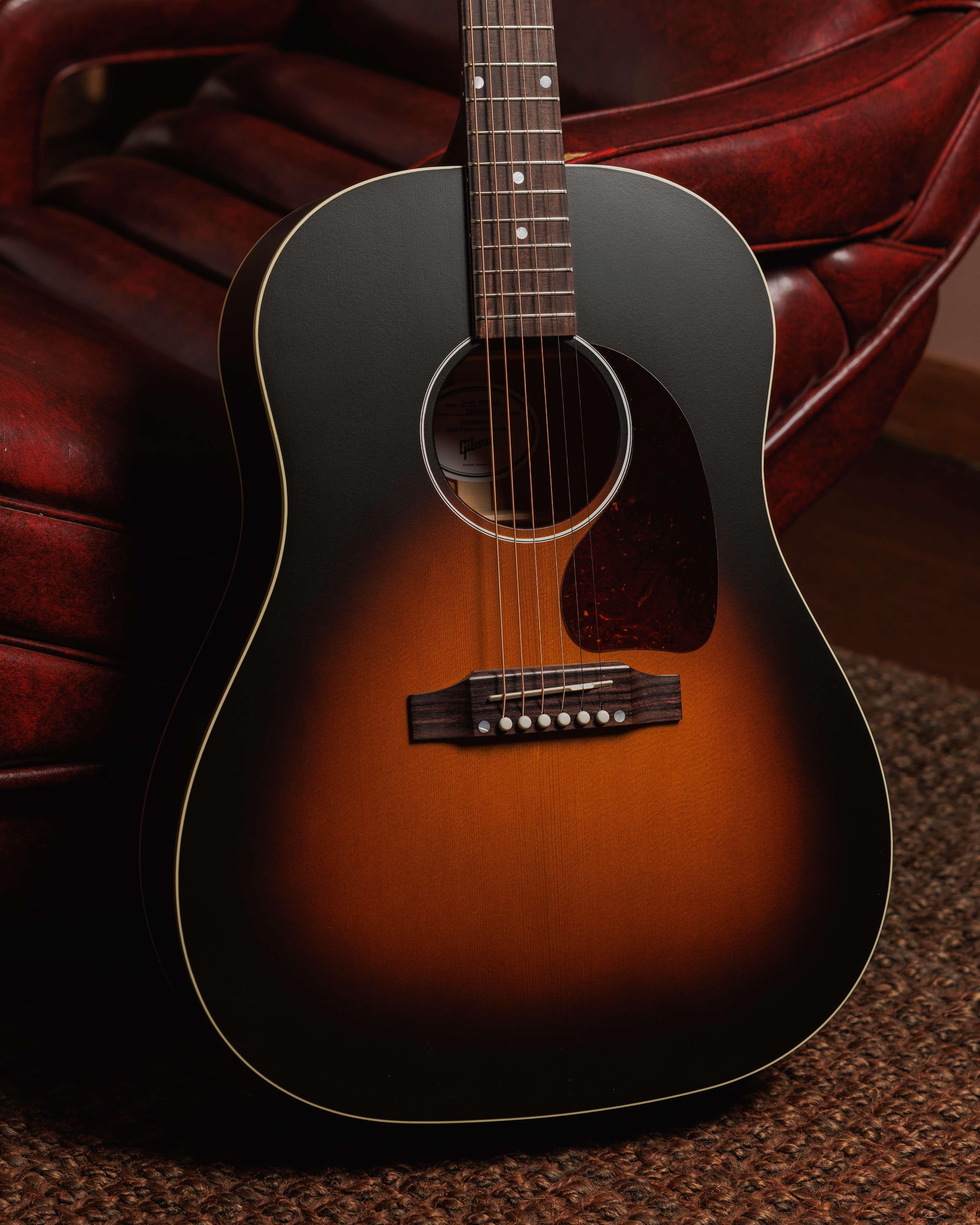 Gibson J-45 Special in Satin Vintage Sunburst - MCRS45SPCVS-2.jpg