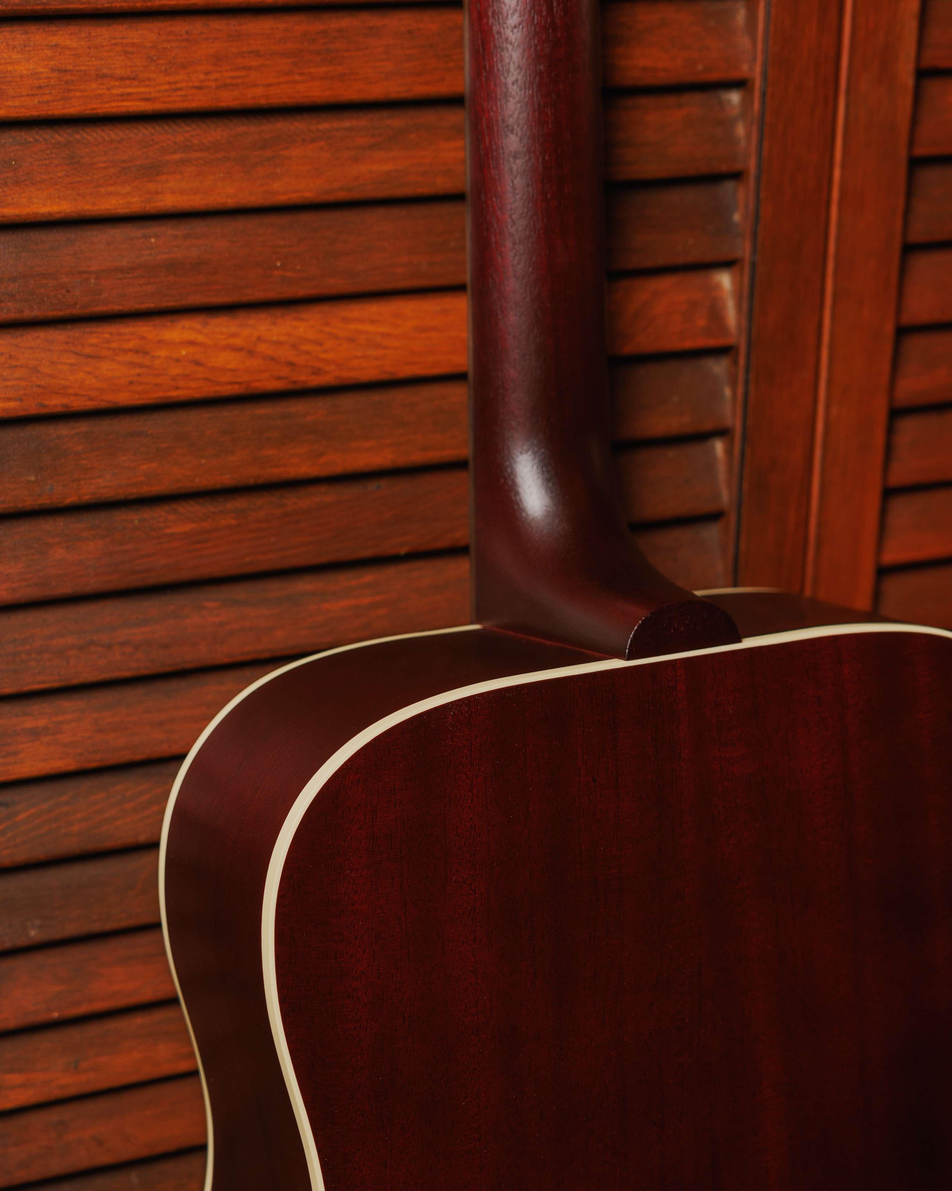 Gibson Montana Hummingbird Special in Satin Wine Red - MCSSHBSPCWR-09.jpg