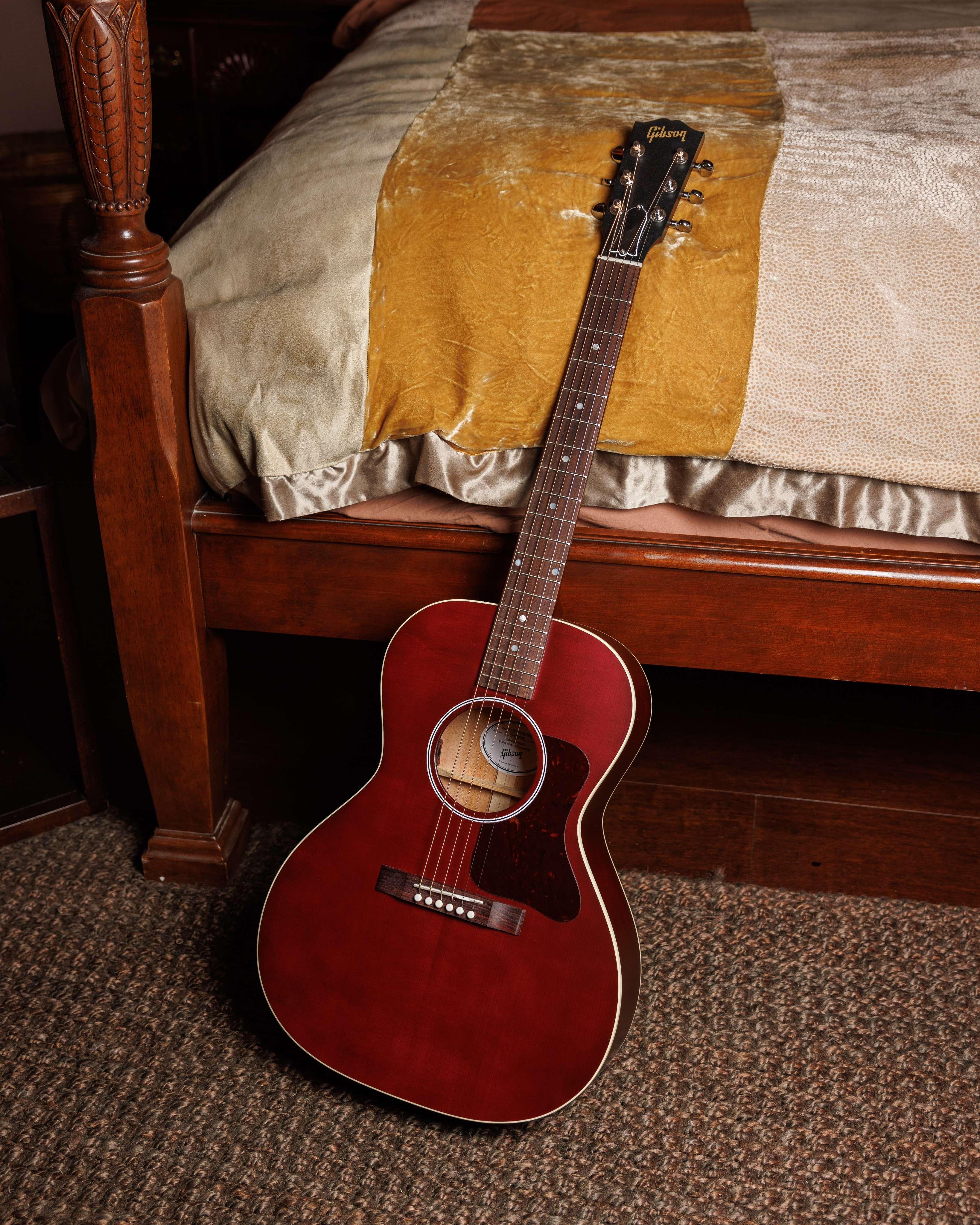 Gibson L-00 Special Electro Acoustic Guitar in Satin Wine Red