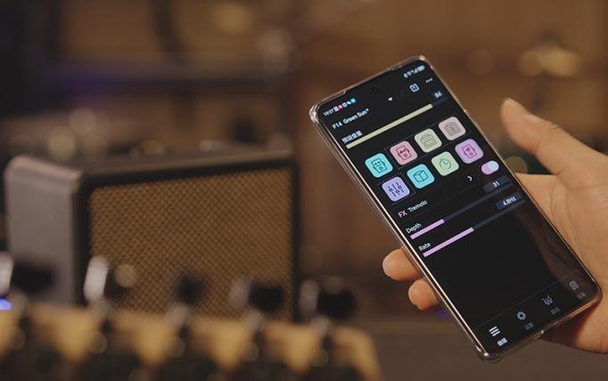 Divitone JAM-10 Rechargeable 10W Desktop Modelling Practice Amp in Black - JAM-10 APP.jpg