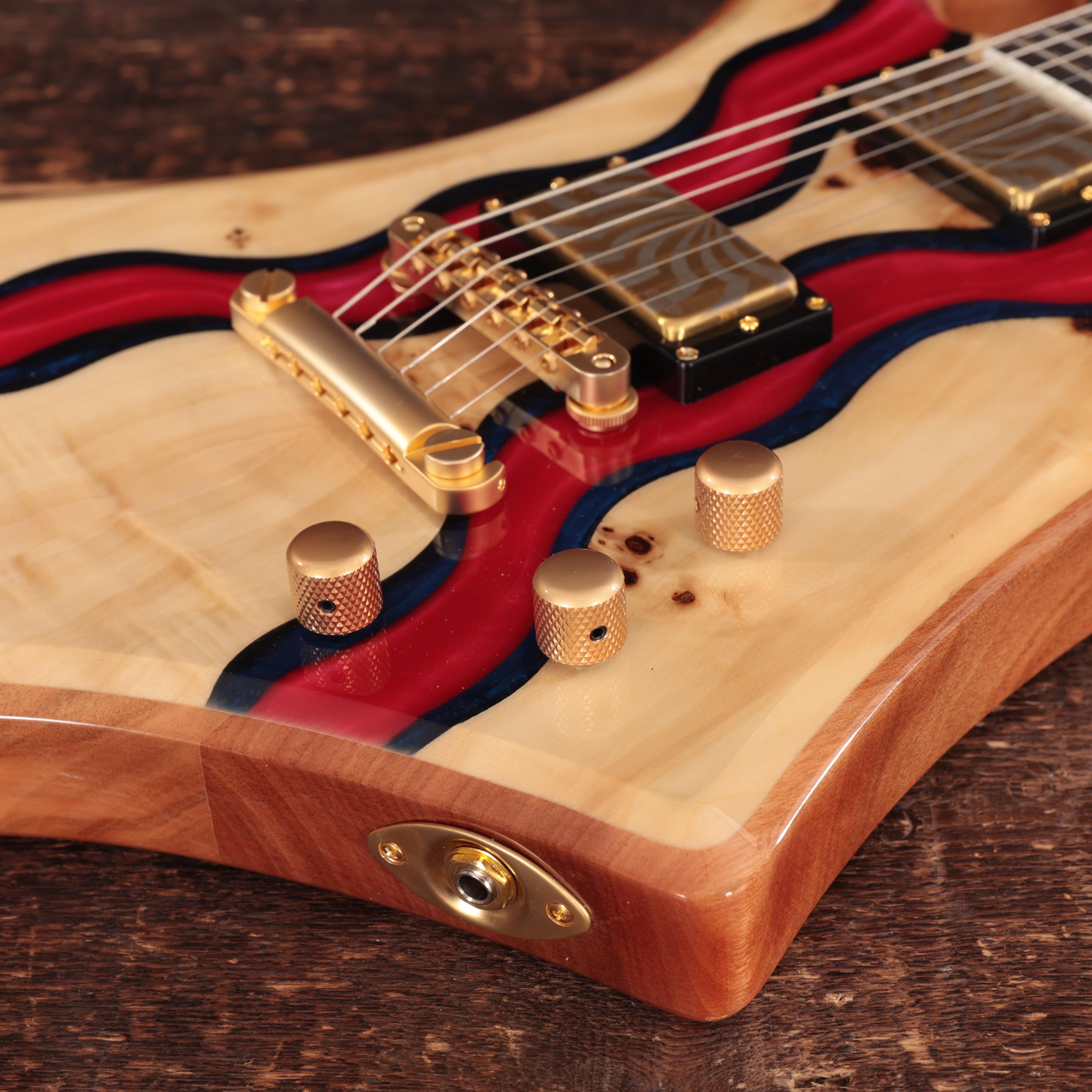 Wylde Audio Goregehn in Blood River Burl - SCH-GTR-4578SNT  -  WA24100013  (10).jpg