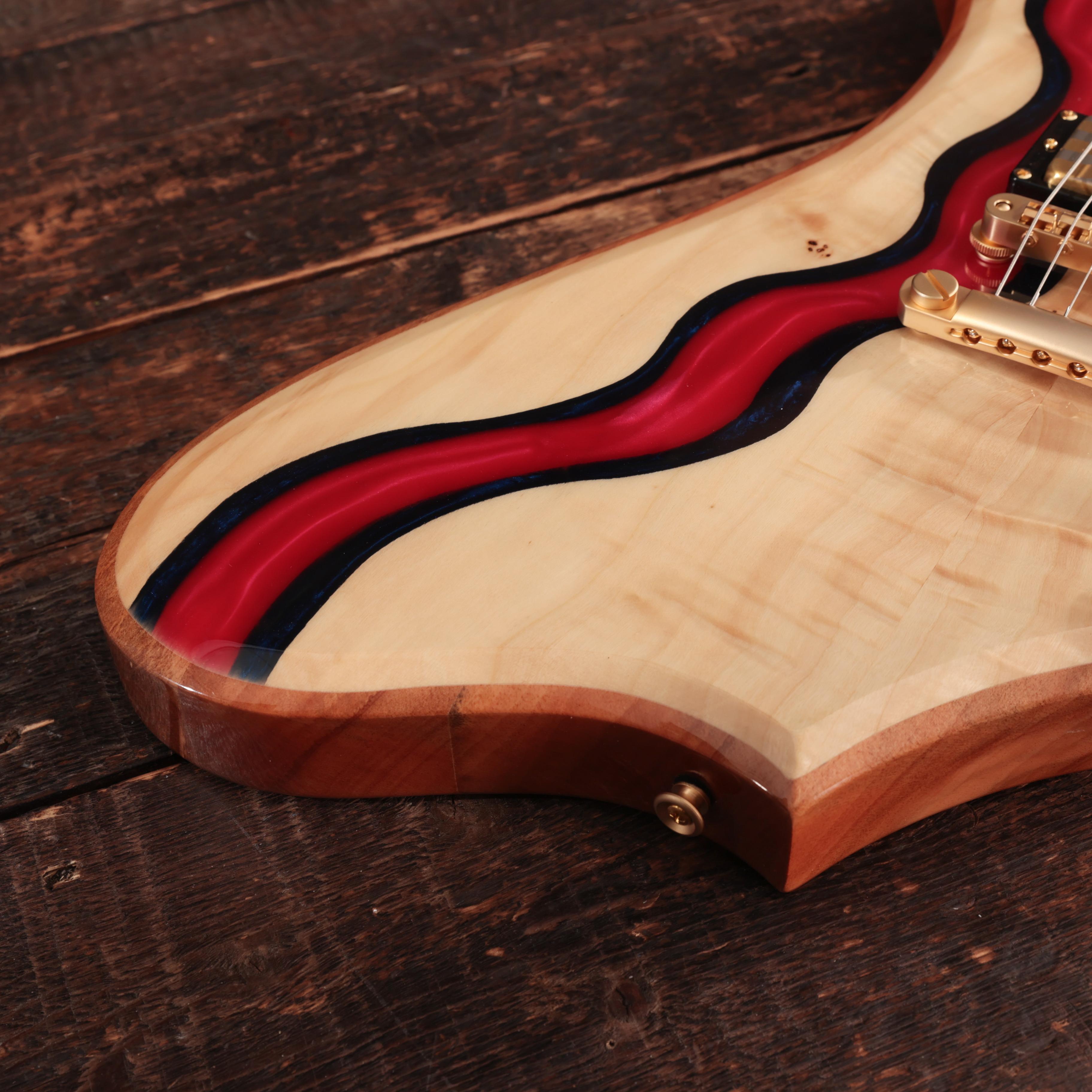 Wylde Audio Goregehn in Blood River Burl - SCH-GTR-4578SNT  -  WA24100013  (9).jpg