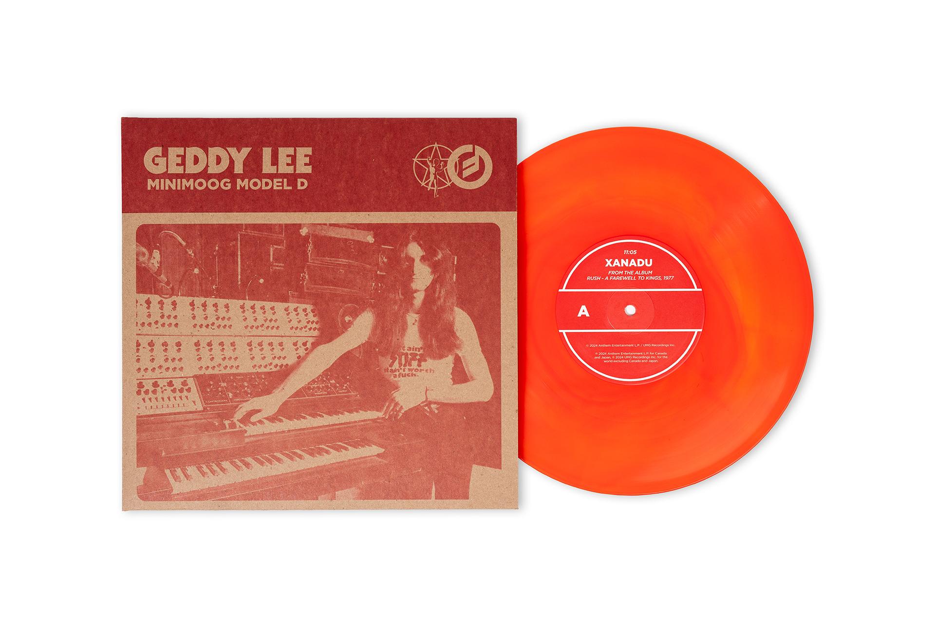 Moog Geddy Lee Minimoog Model D - MIN-MOOG-D-06 (18).jpg