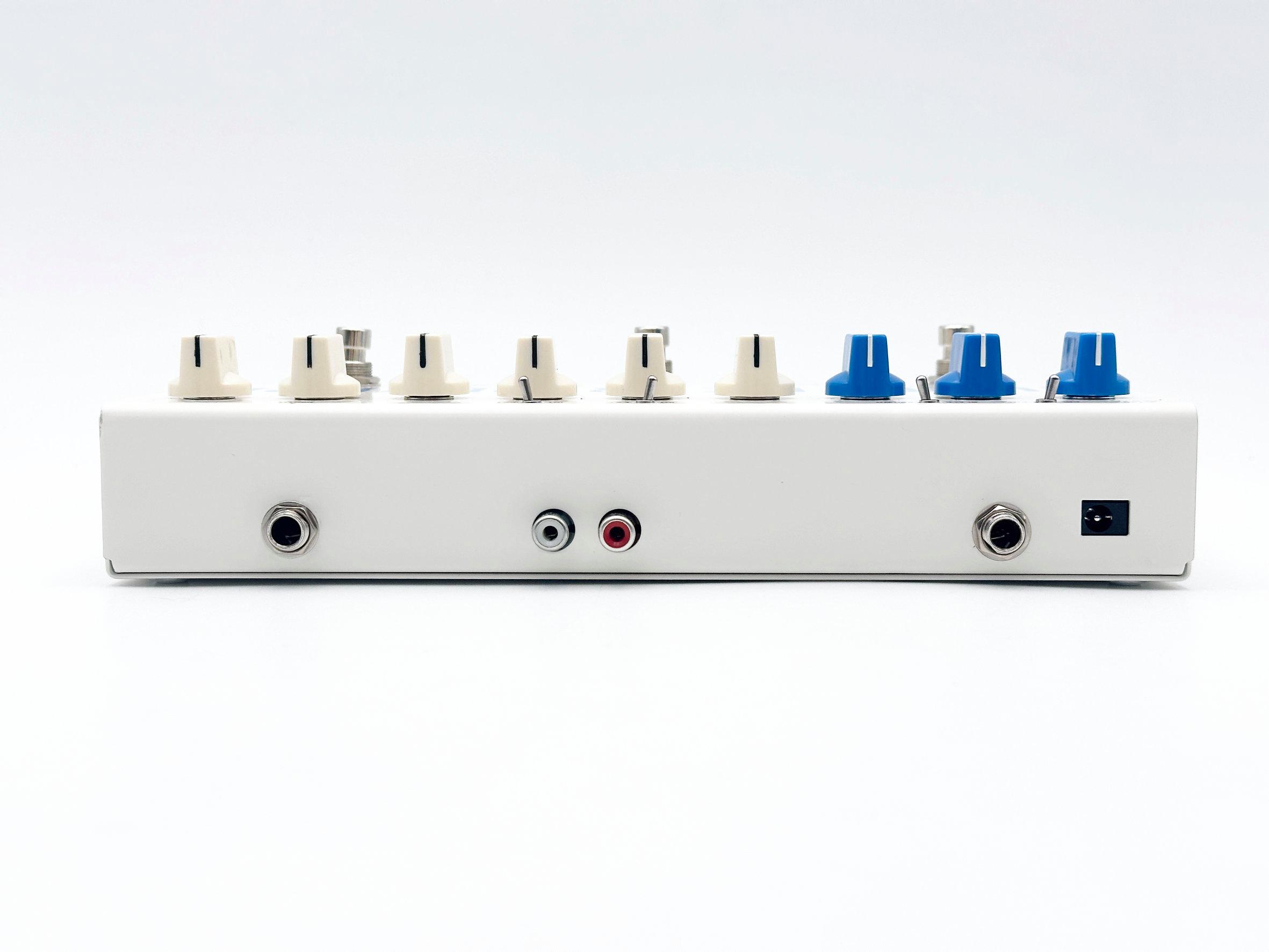 Surfy Industries SurfyBear Reverb Compact Deluxe - Andertons Music Co