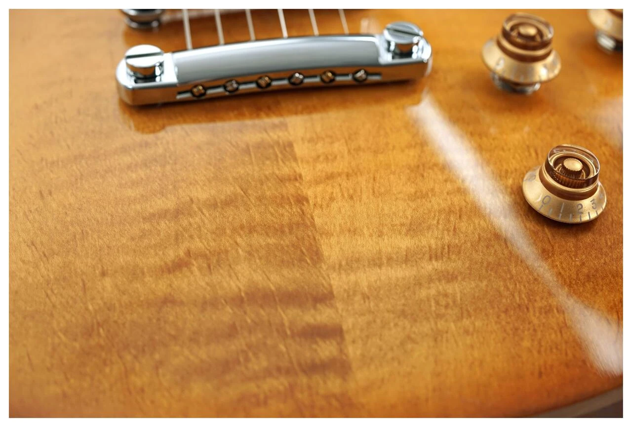 Gibson Les Paul Studio Figured in Dirty Lemon Burst - LPSTG25DLCH3 5.jpg