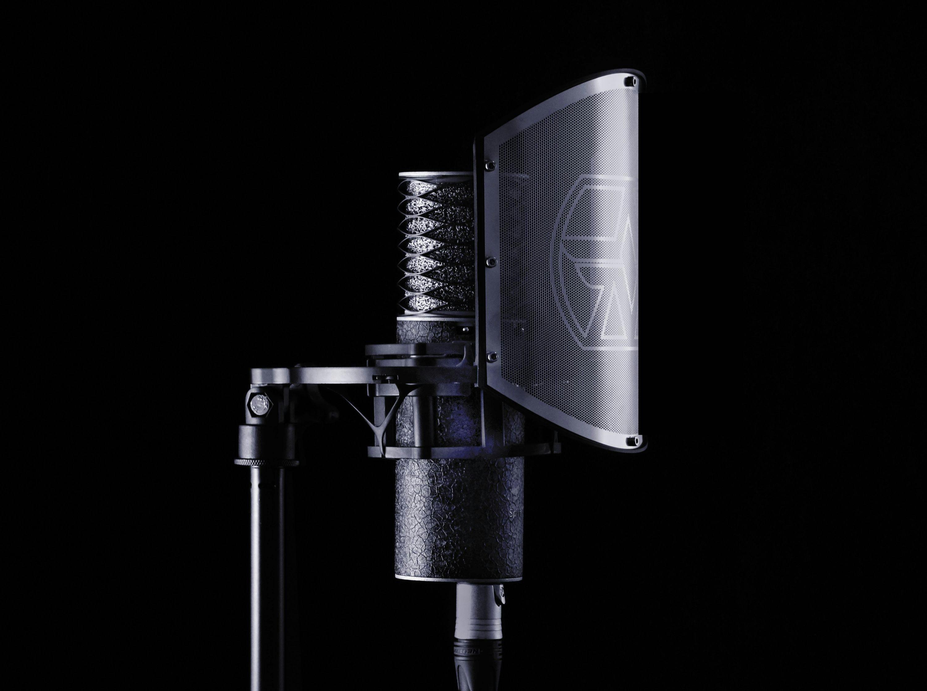 Aston Black Spirit Condenser Microphone Bundle with Swiftshield