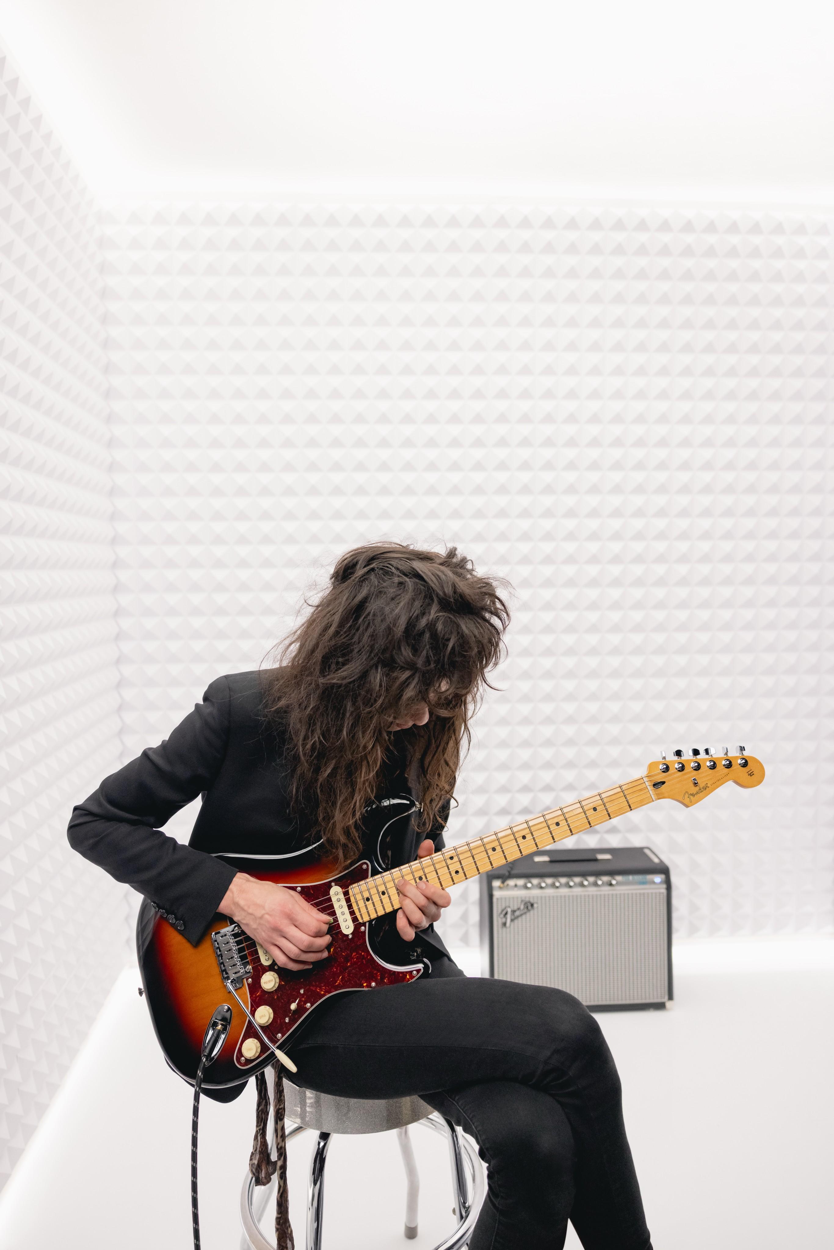 Fender Player II Modified HSS Stratocaster in Three Tone Sunburst - 0147432300-A.jpg