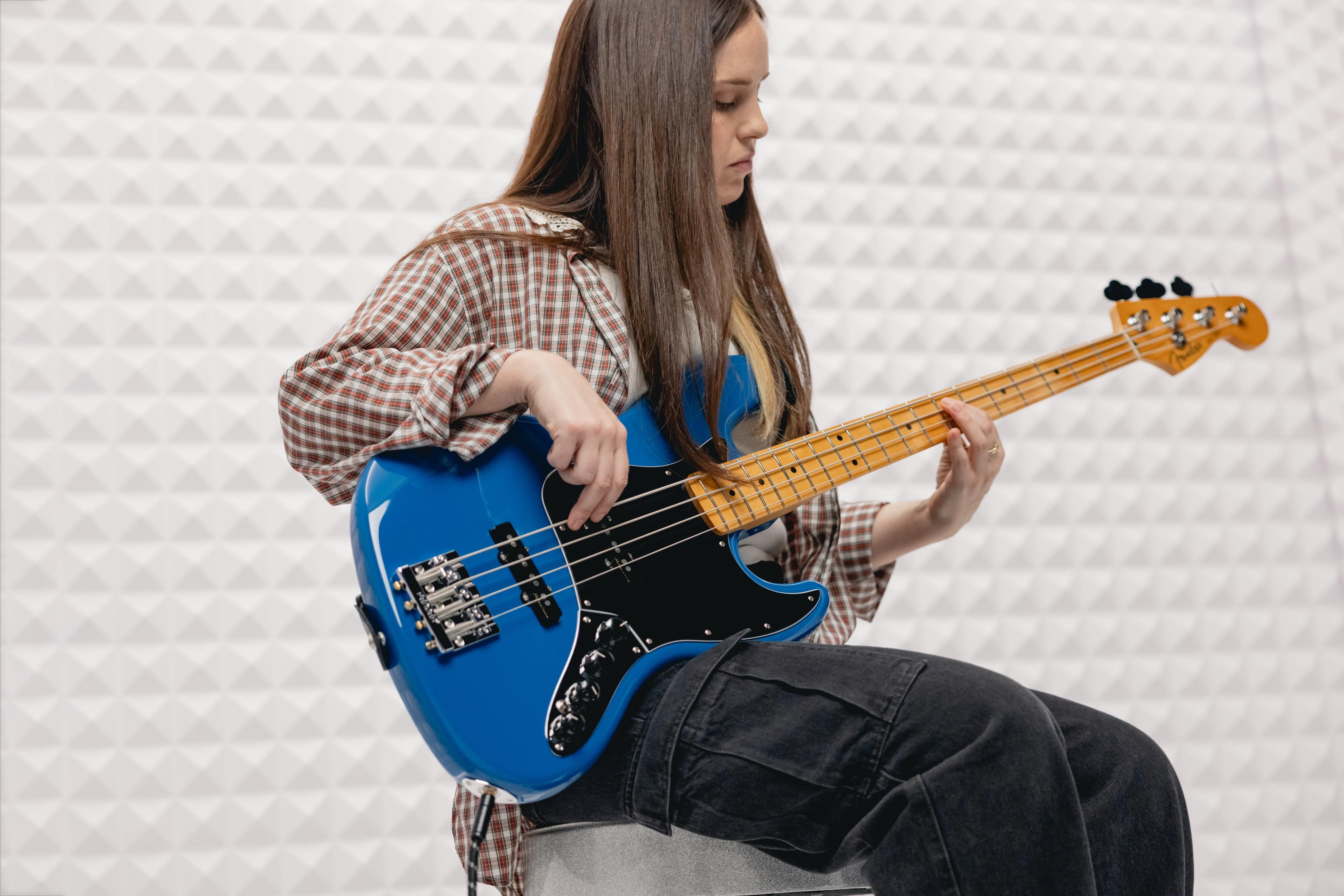 Fender Player II Modified Jazz Bass Guitar in Electric Blue