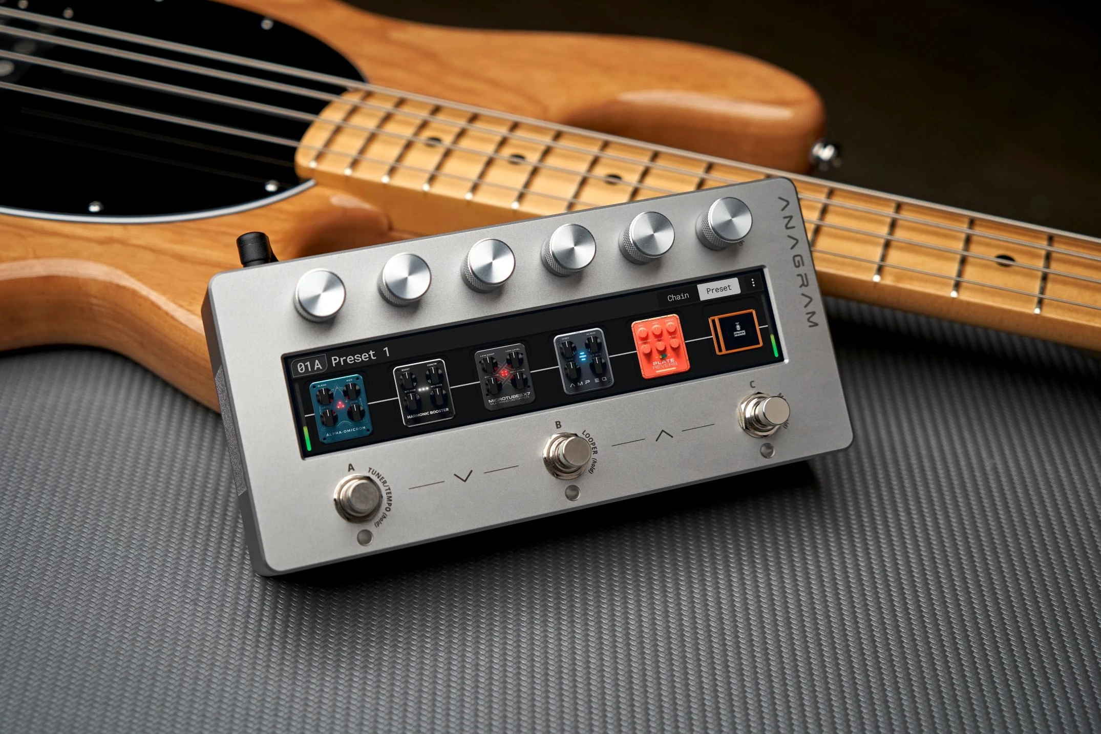Darkglass Anagram Bass Workstation - Anagram_Bass w graphics (1).jpg