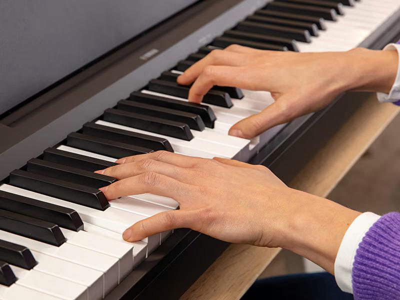 Yamaha P-145BT Digital Piano in Black with Bluetooth - P-145BT (7).jpg