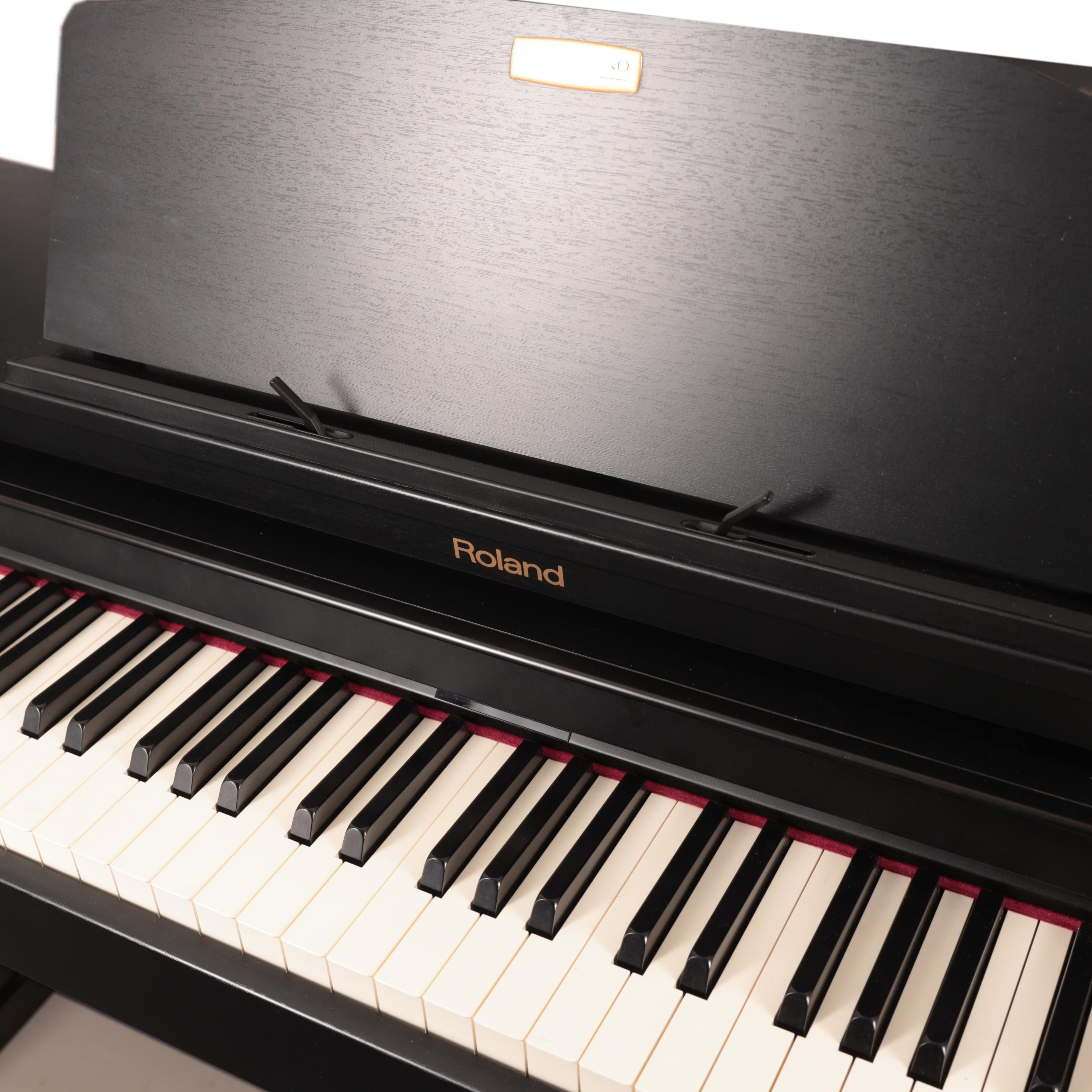B Stock : Ex Demo - Roland HP504 CB Home Digital Piano in Contemporary Black - B-PLANHP504-0001 (13).jpg