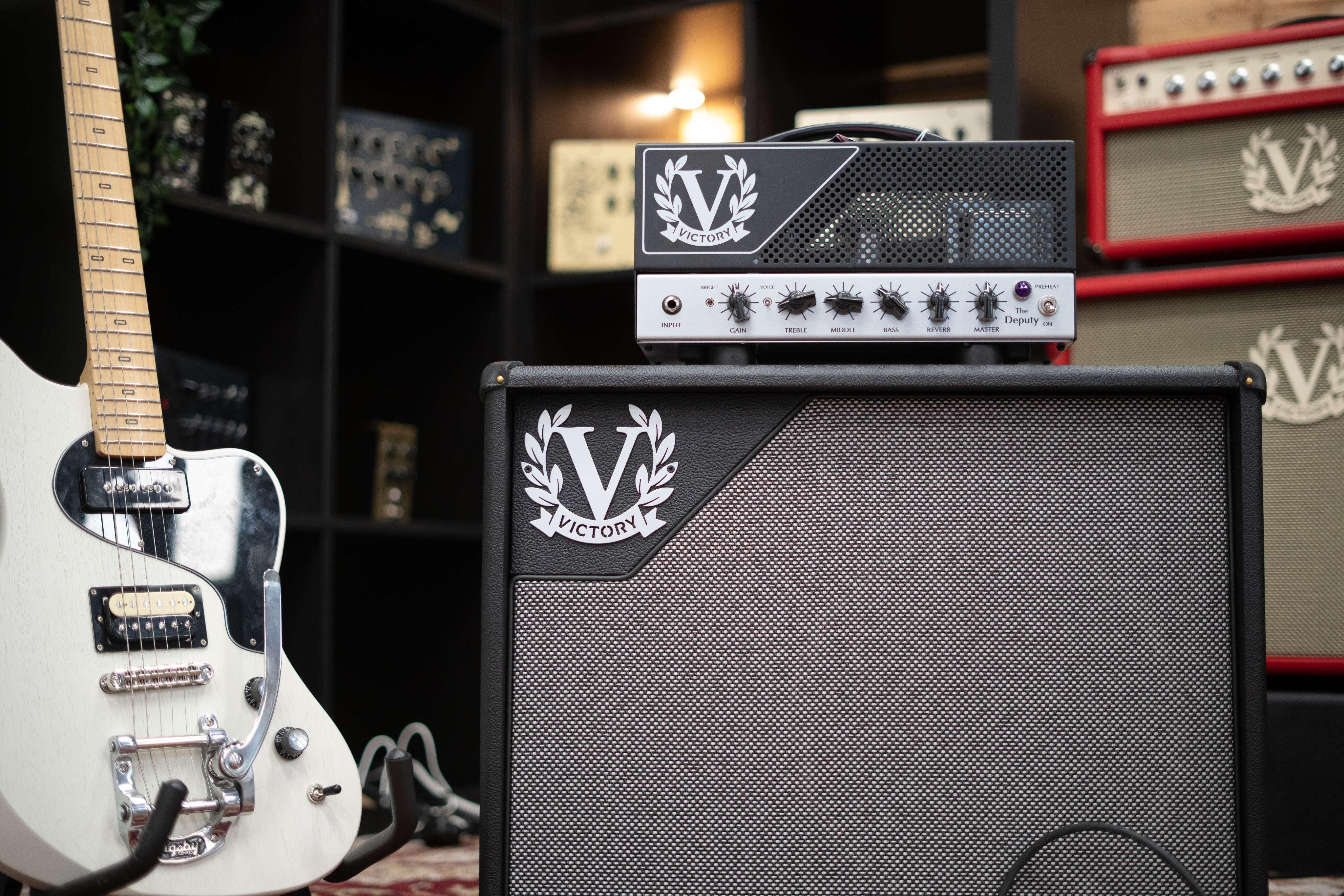 Victory Deputy 25W Compact Valve Amp Head - DSC09884.jpg