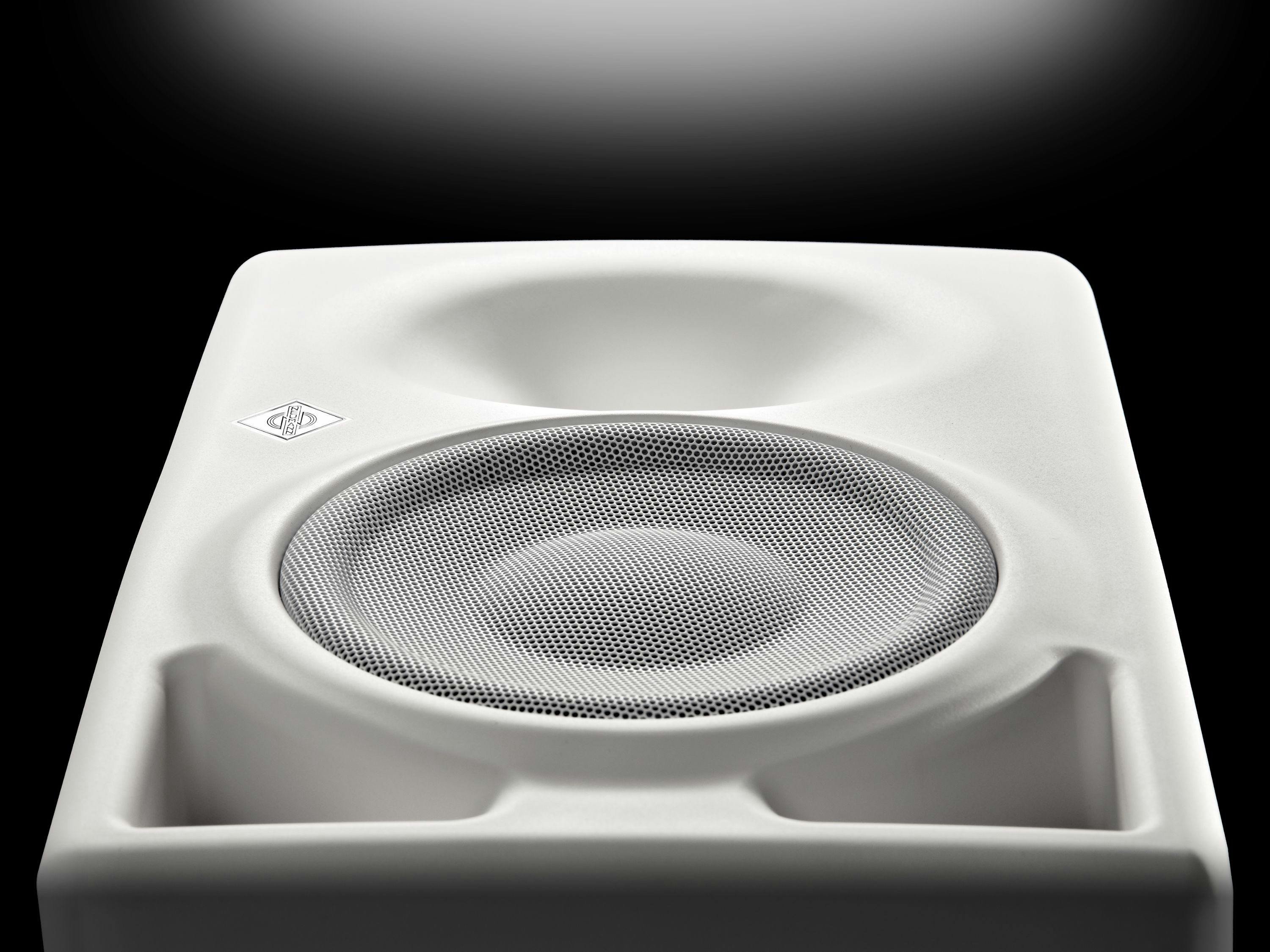 Neumann KH150 AES67 Studio Monitor in White - 529176-KH-150-W-Macro8_Neumann-Studio-Monitor_MR.jpg