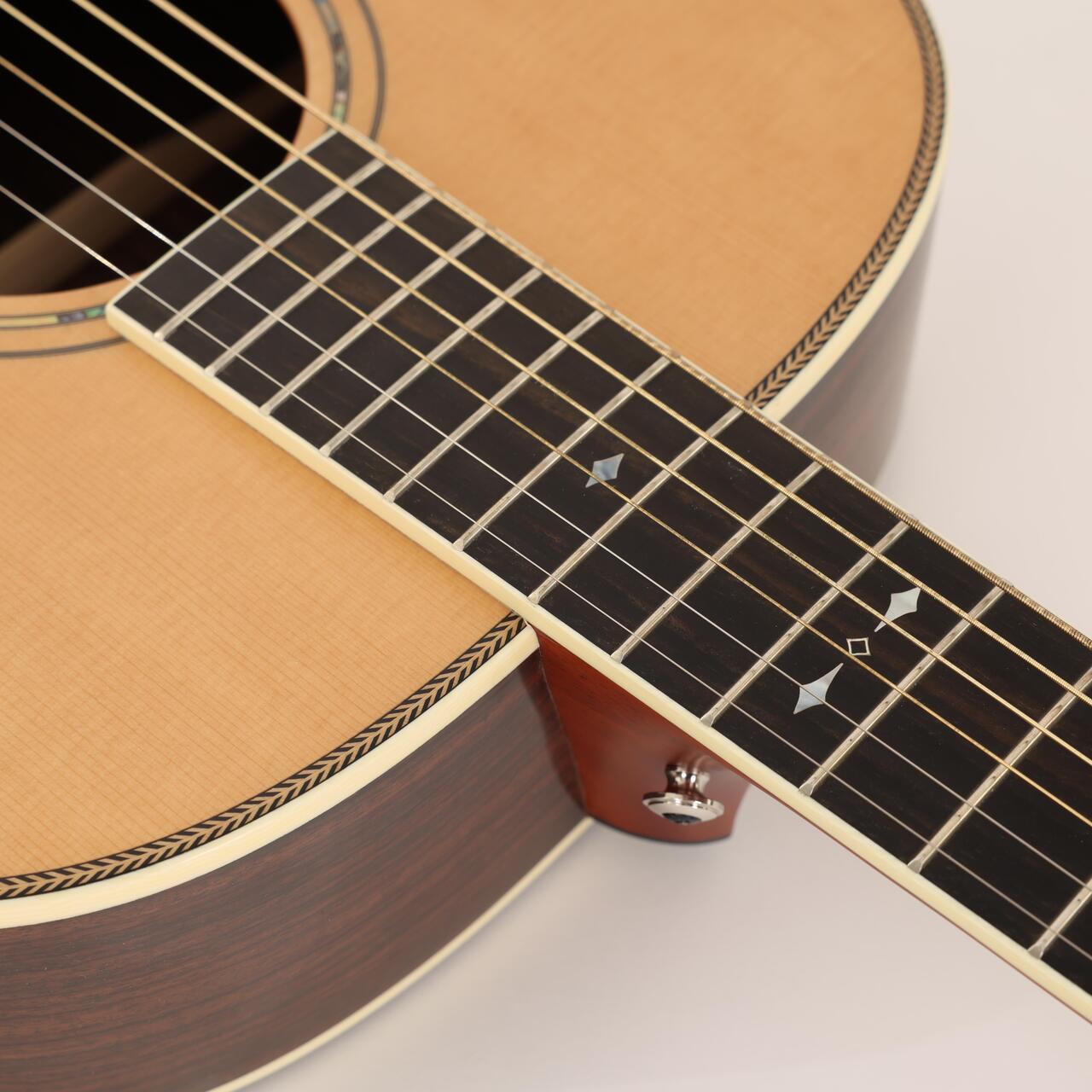 Furch Vintage 2 Series OM-SR a Acoustic Guitar - V2-OM-SR-A 131106 (11).jpg