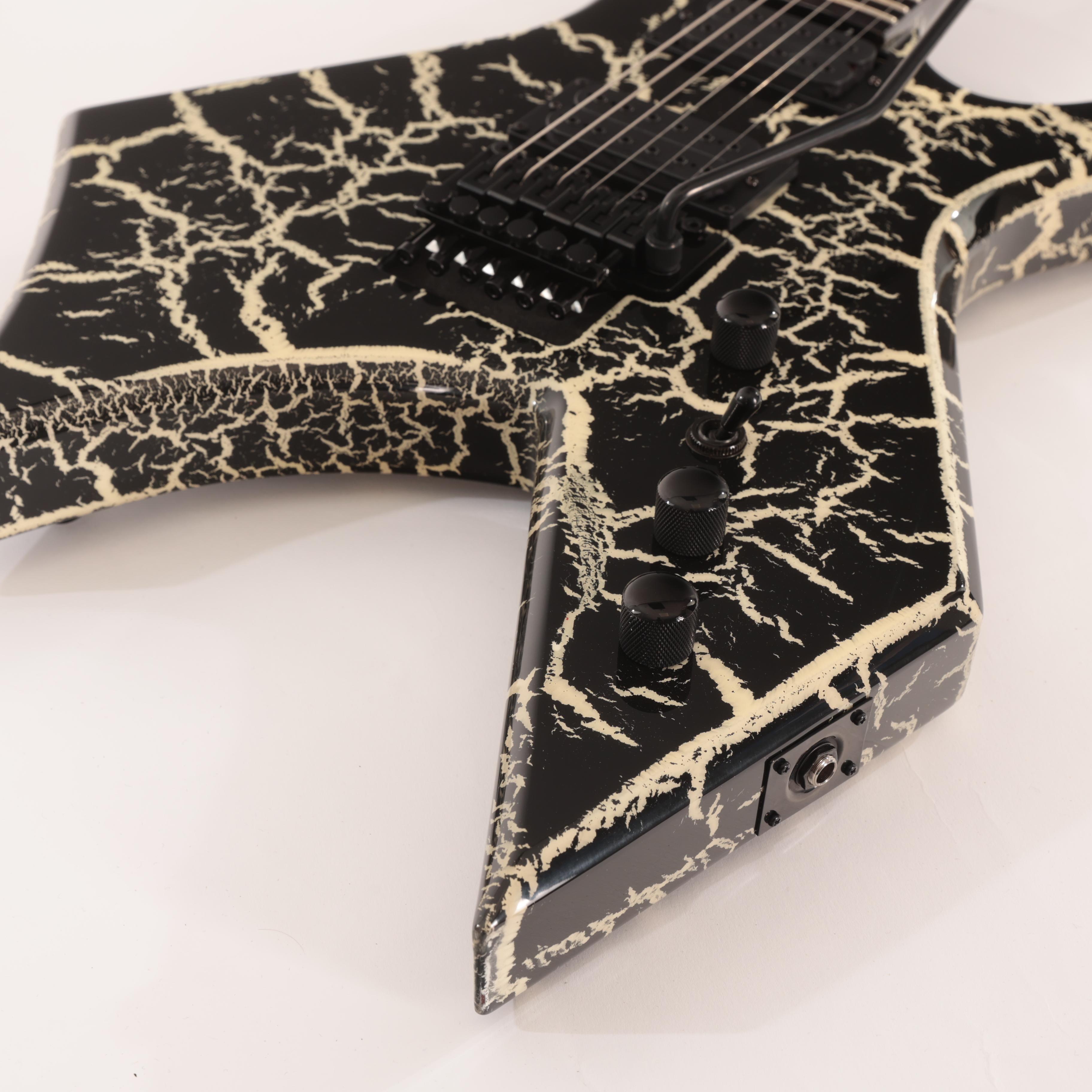 BC Rich Warlock Legacy Floyd Rose Guitar in Black Crackle - WARLEGACYNFGBC (8).jpg