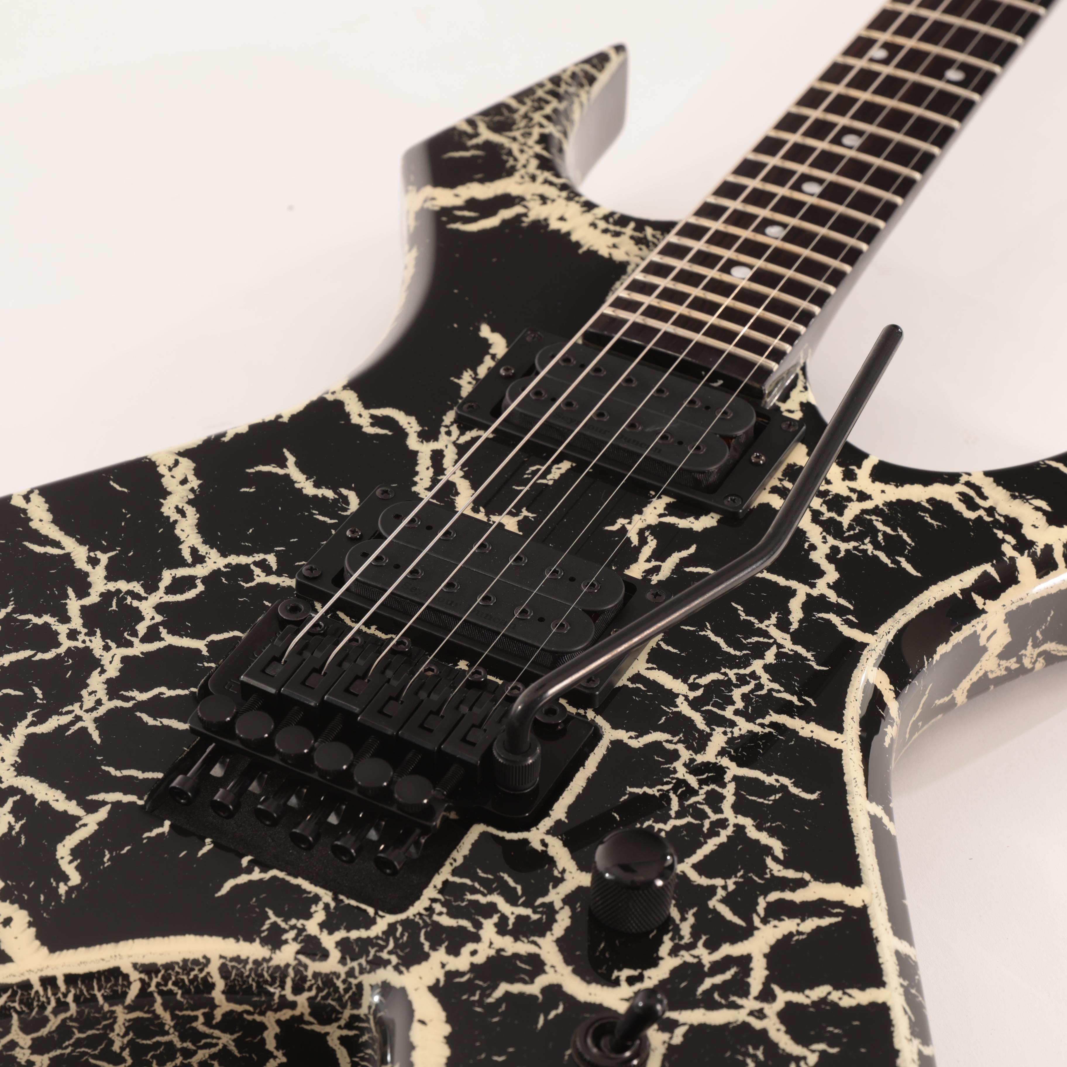 BC Rich Warlock Legacy Floyd Rose Guitar in Black Crackle - WARLEGACYNFGBC (7).jpg