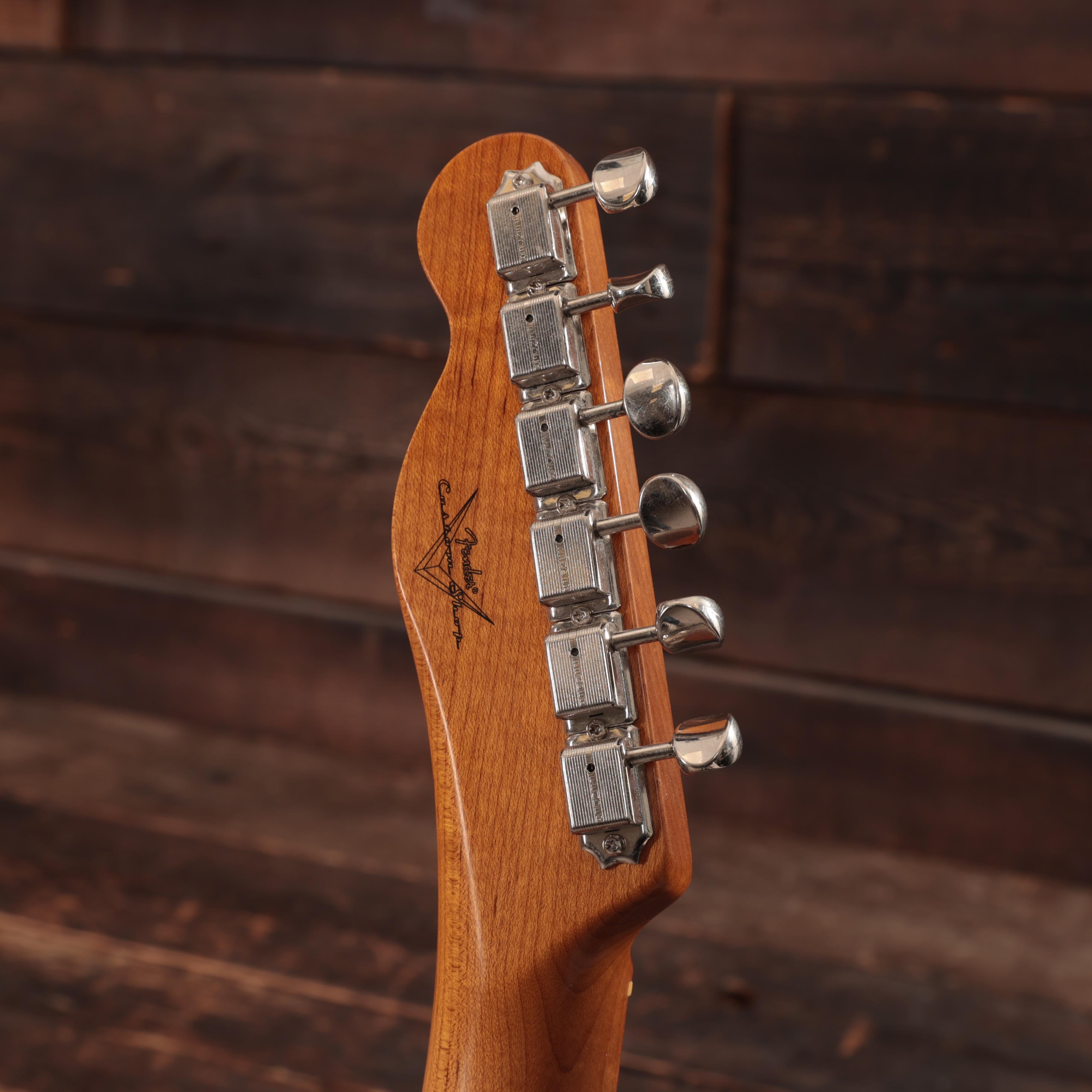 Fender Custom Shop '52 Telecaster Closet Classic in Aged Olive Green - 9237002851 (5).JPG
