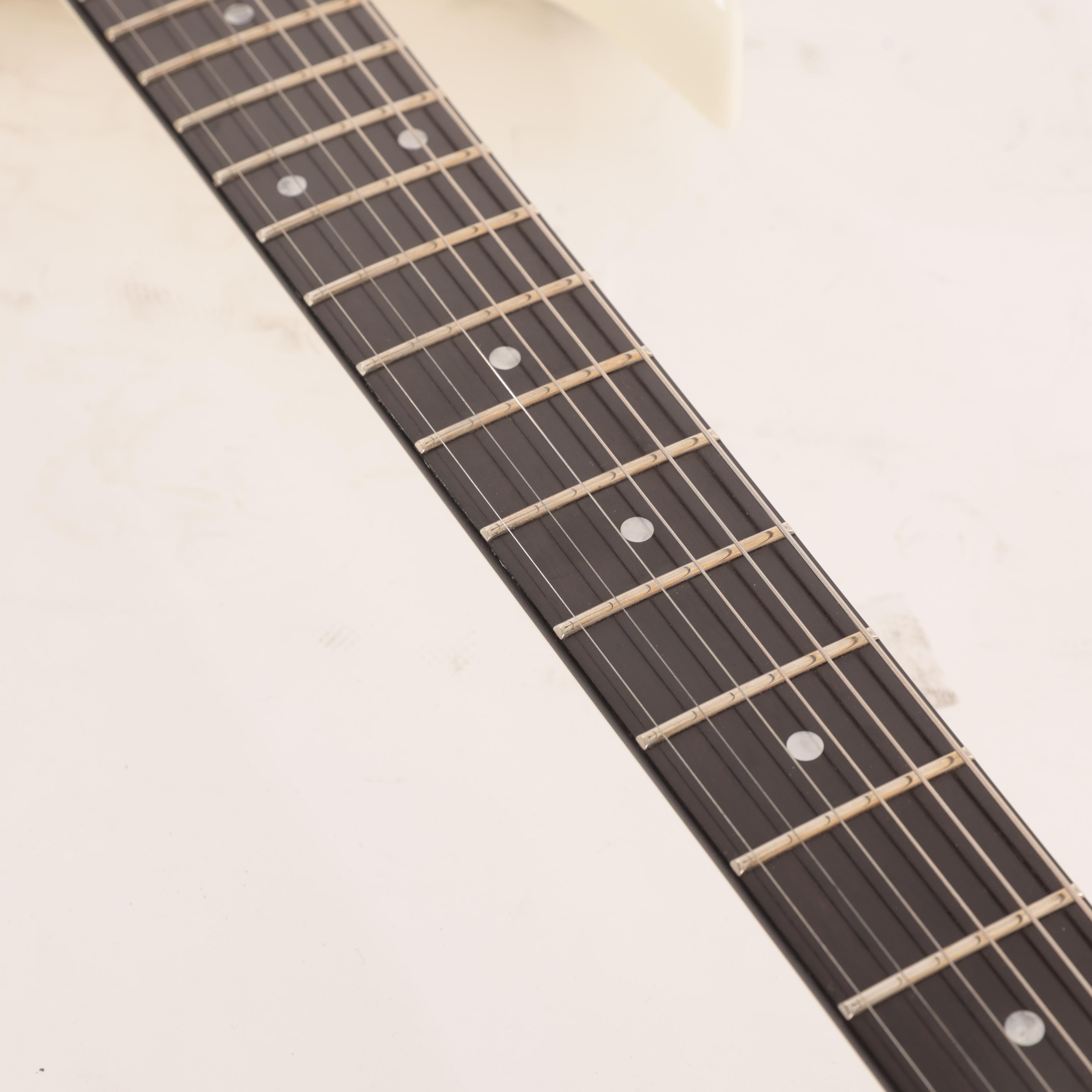 BC Rich Warlock Legacy with Kahler Trem Electric Guitar in Glitter Rock White  - WARLEGACYNKGR (12).jpg