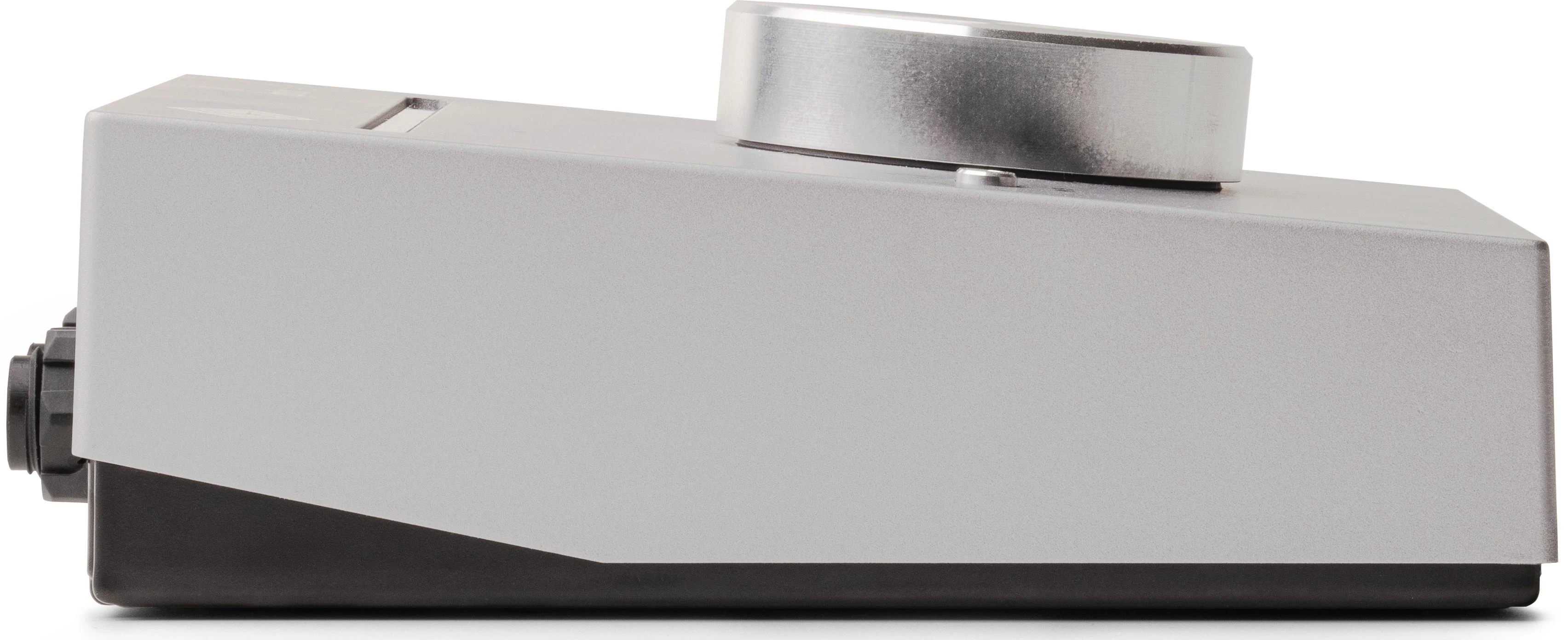 Universal Audio Apollo e2m Dante Stereo Headphone Amp & Line Interface - APE2M (6).jpg