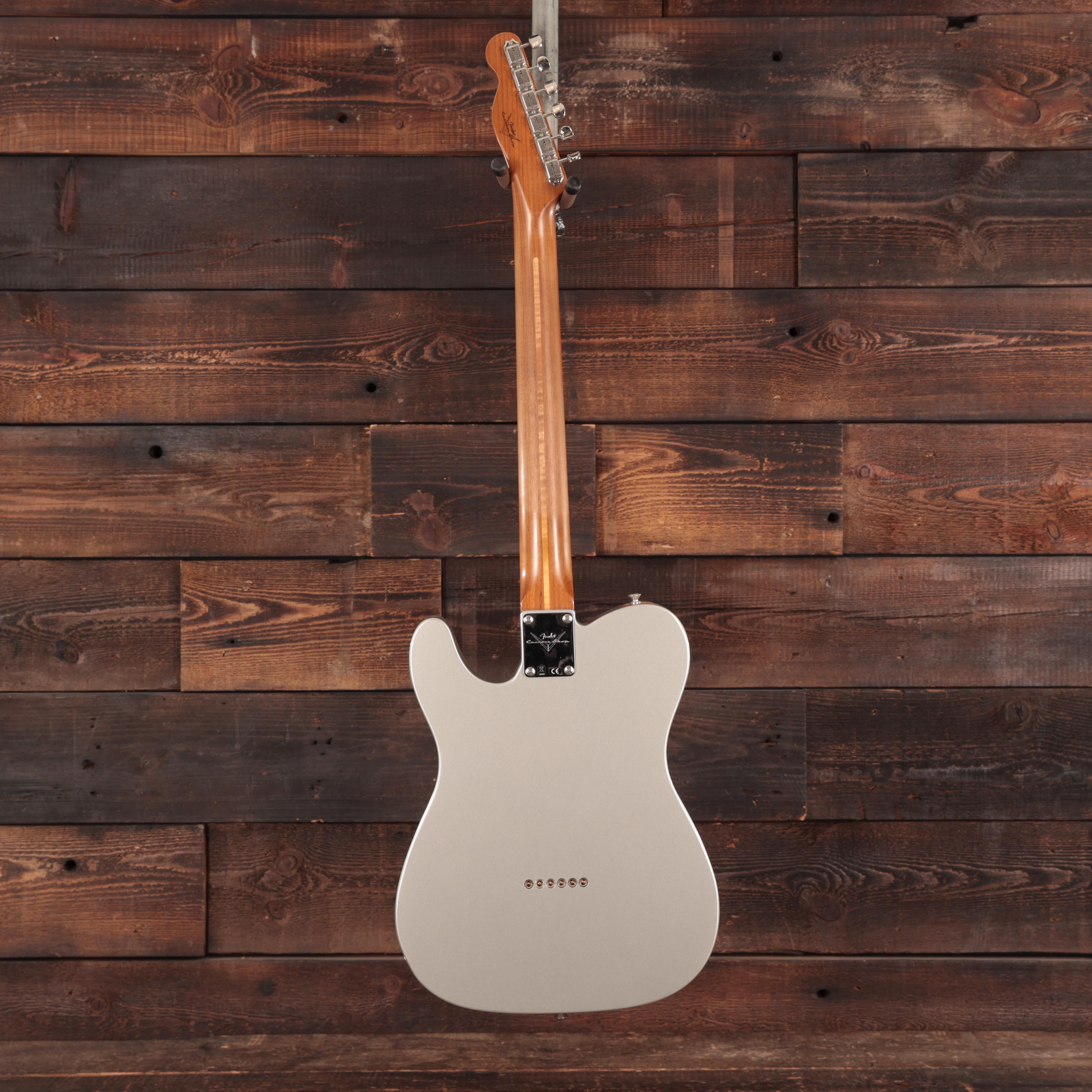 Fender Custom Shop '52 Telecaster Closet Classic In Aged Inca Silver - R142644 (5).JPG