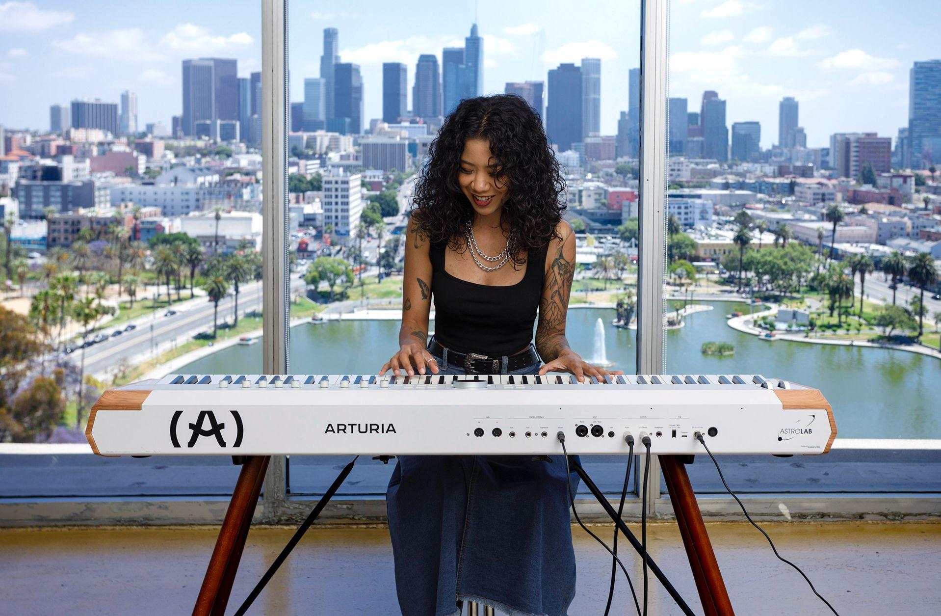 Arturia Astrolab 88 Stage Keyboard - 230711 (6).jpg