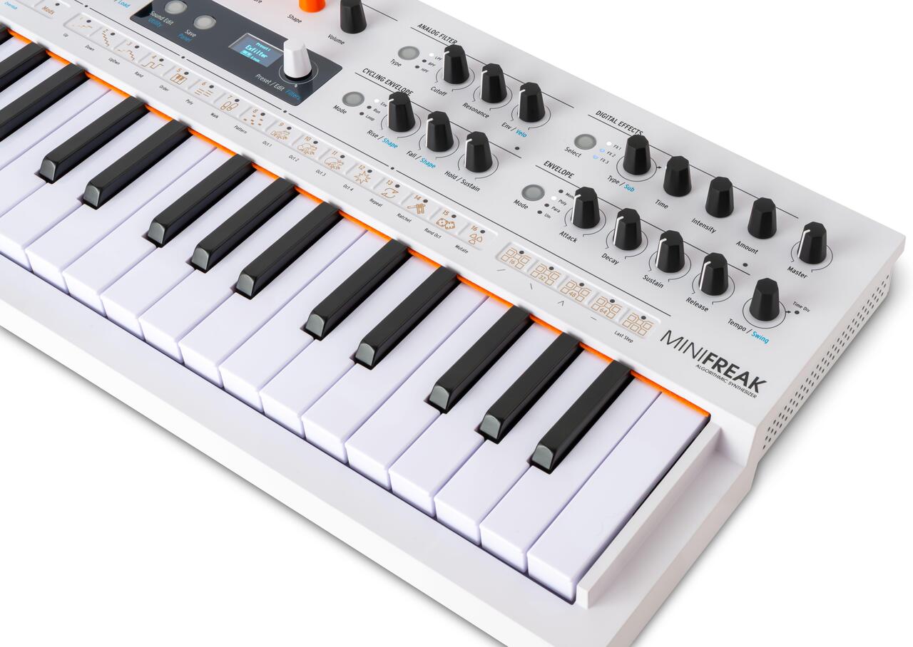 Arturia Minifreak Vocoder Edition - 571004 (6).jpg