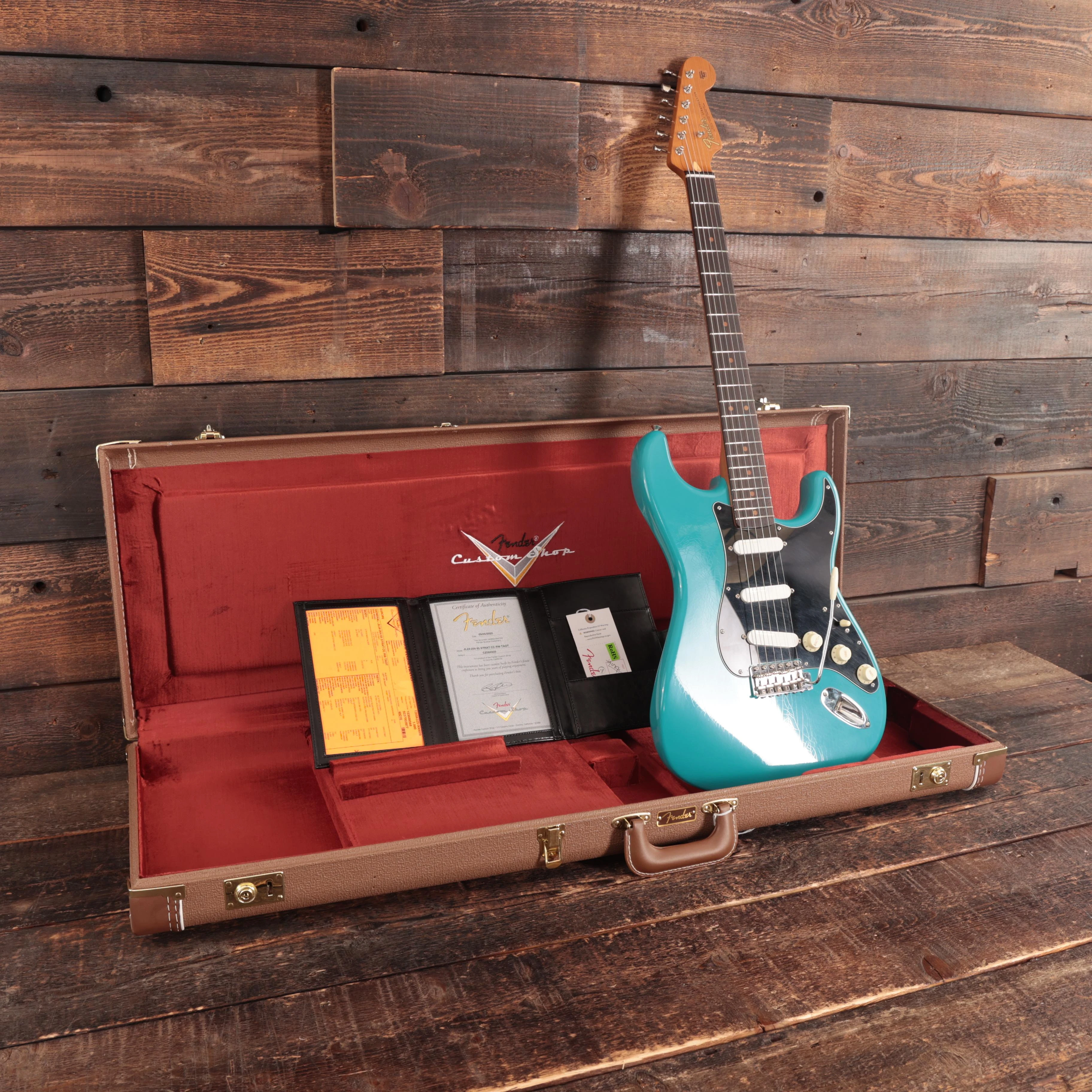 Fender Custom Shop '65 Stratocaster Closet Classic in Taos Turquoise - 9237002877 (15).JPG